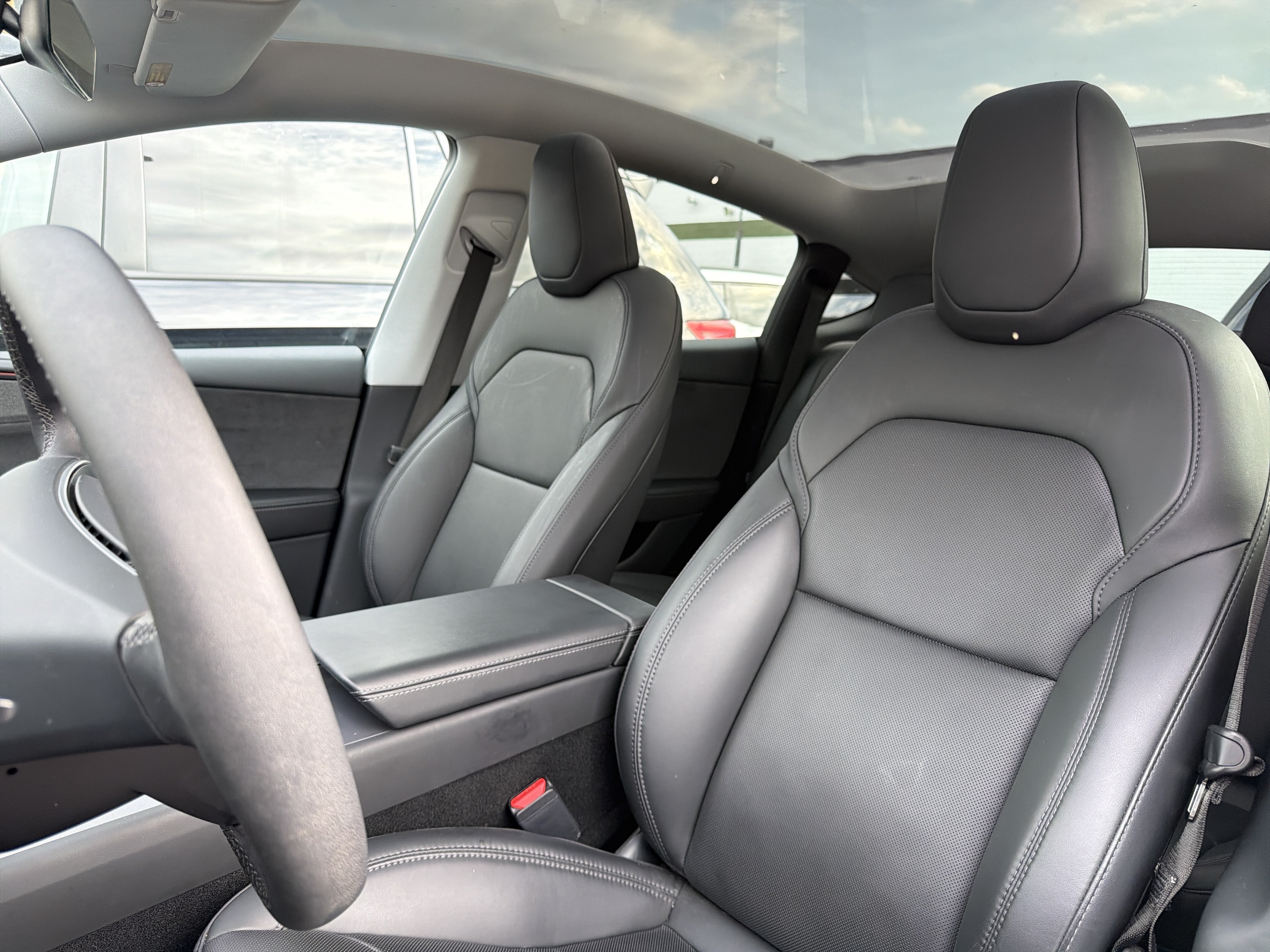 2026 Tesla Model Y Base