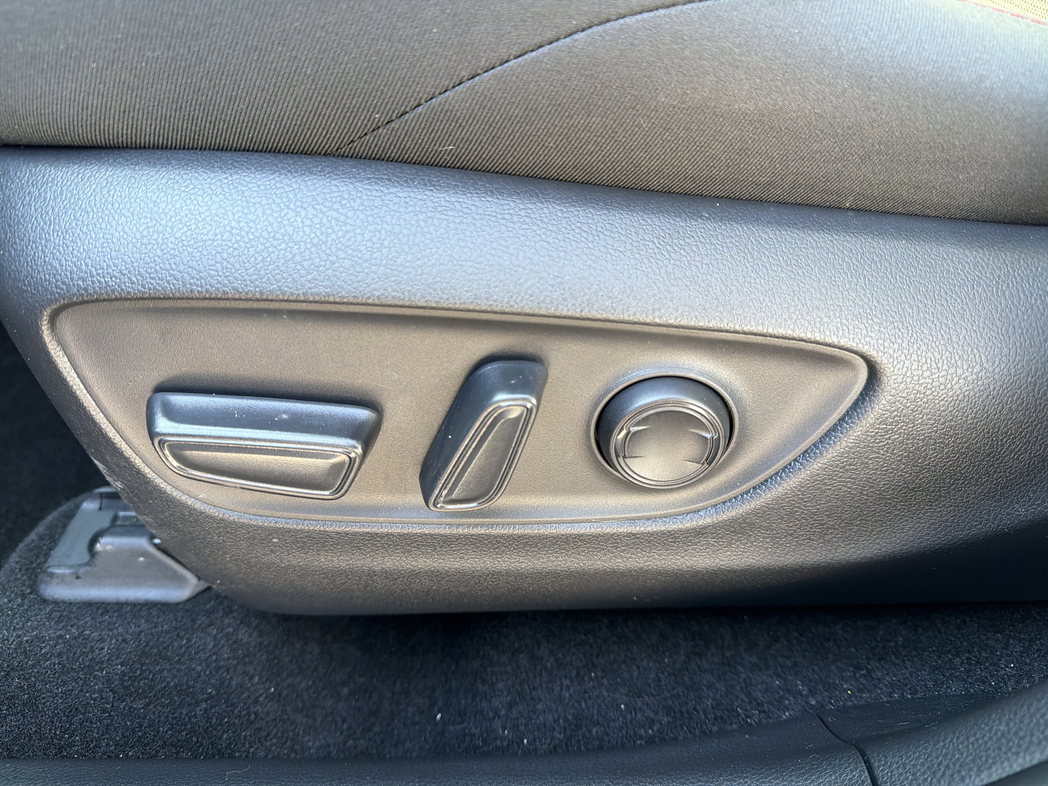 2024 Toyota RAV4 Prime SE