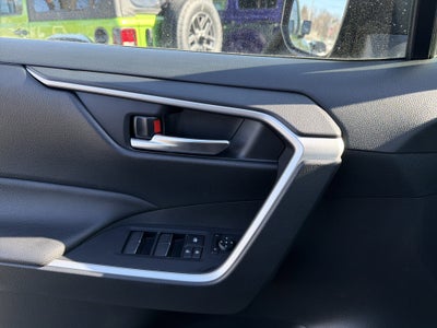 2024 Toyota RAV4 Prime SE