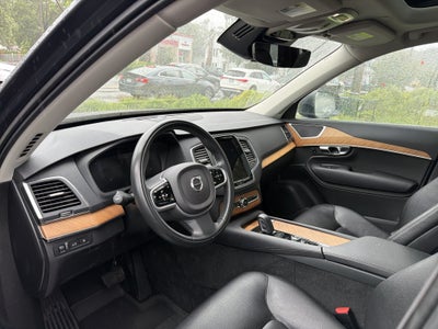 2021 Volvo XC90 Base