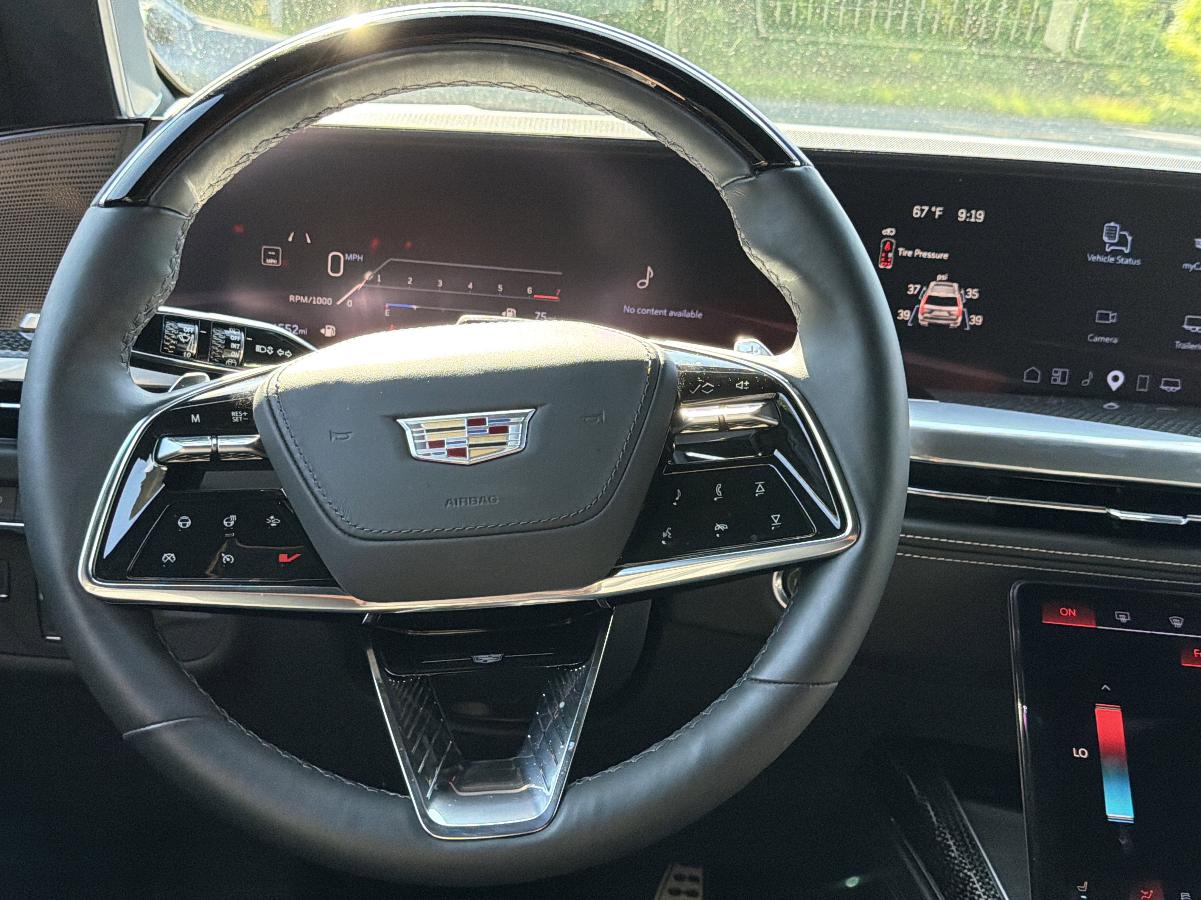 2025 Cadillac Escalade AWD 4dr V-Series