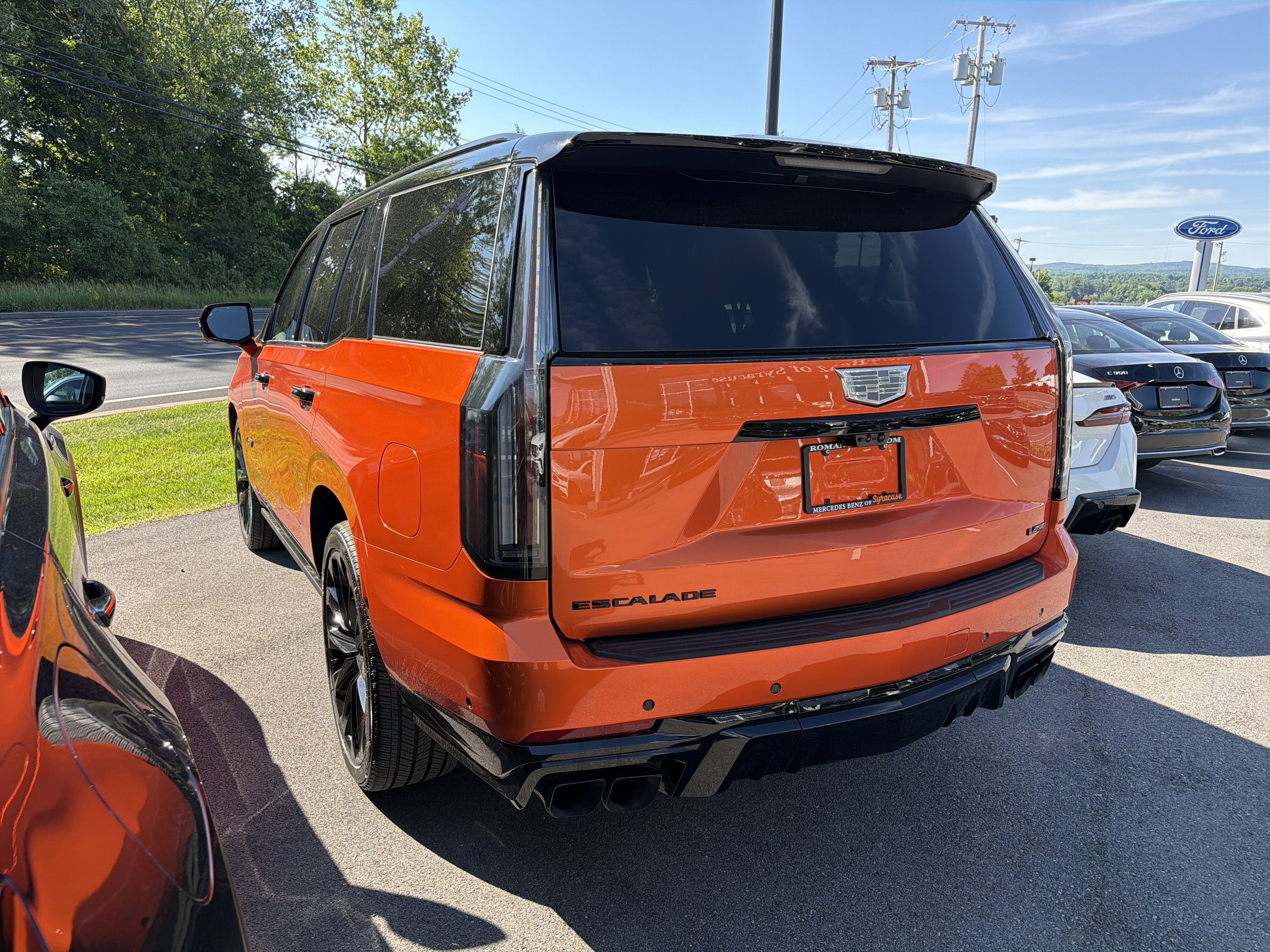 2025 Cadillac Escalade AWD 4dr V-Series