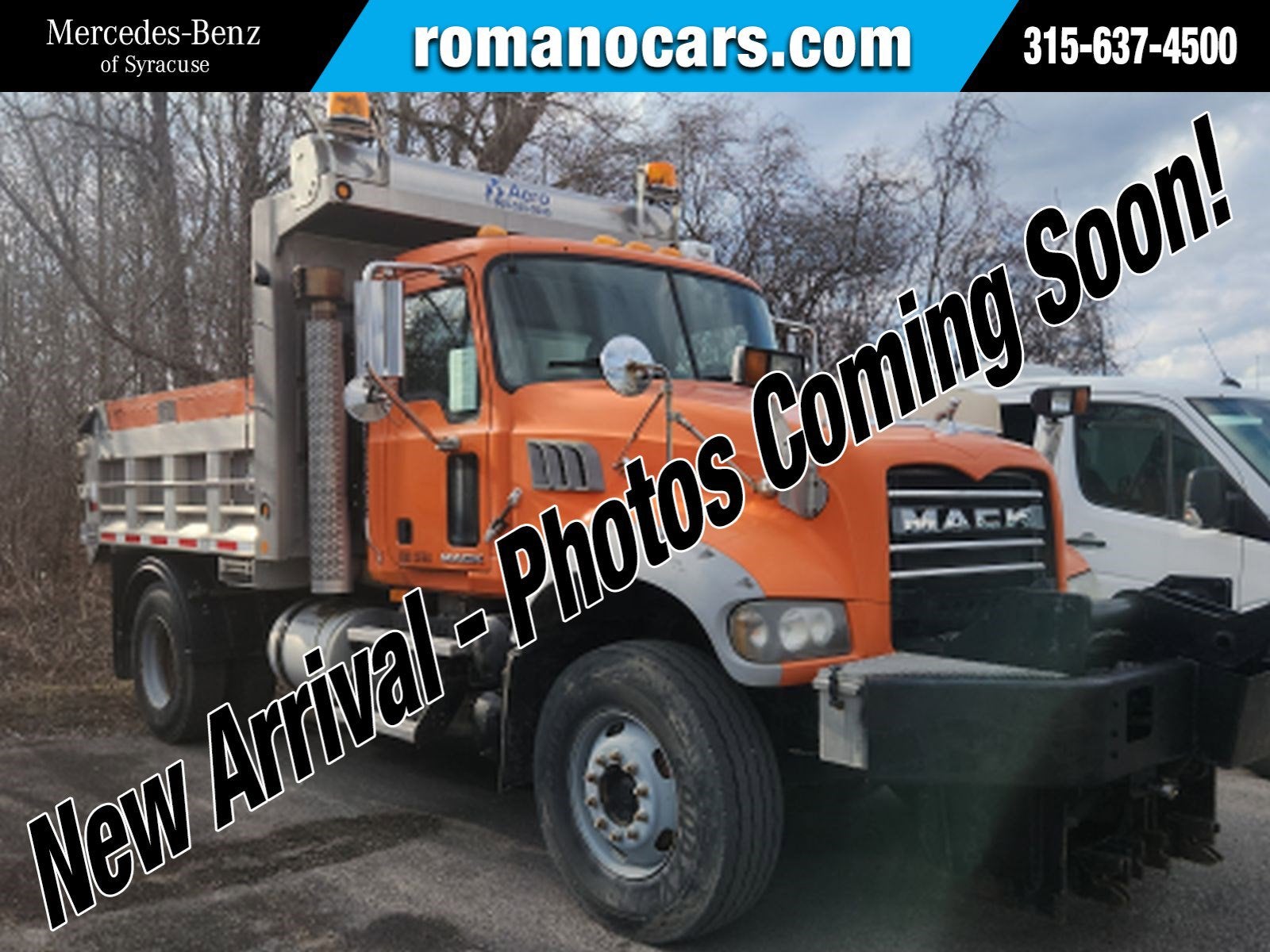 2010 MACK GU700 Base