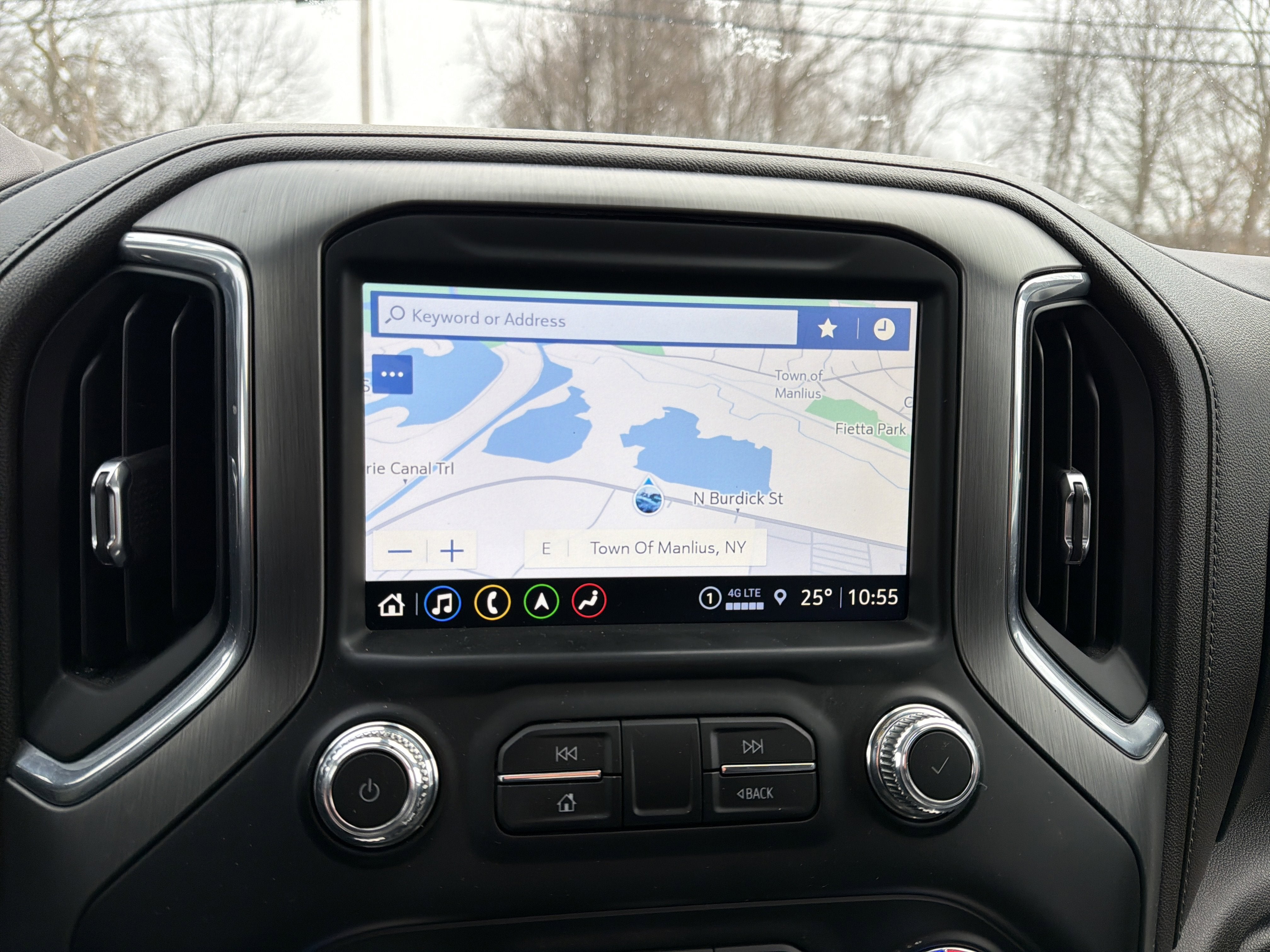 2022 GMC Sierra 1500 Limited 4WD Crew Cab 147 Denali