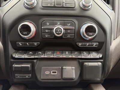 2022 GMC Sierra 1500 Limited 4WD Crew Cab 147 Denali