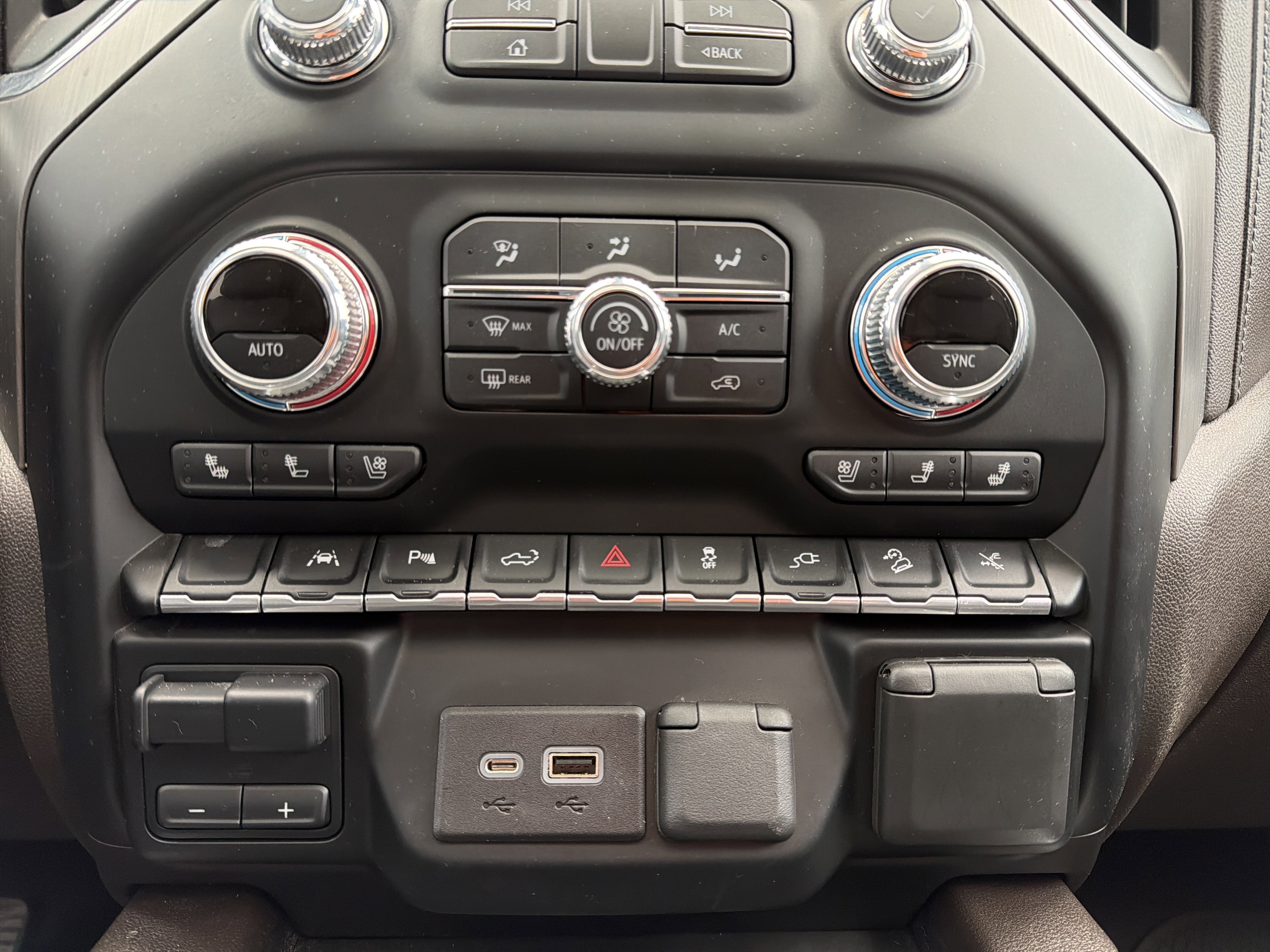 2022 GMC Sierra 1500 Limited 4WD Crew Cab 147 Denali