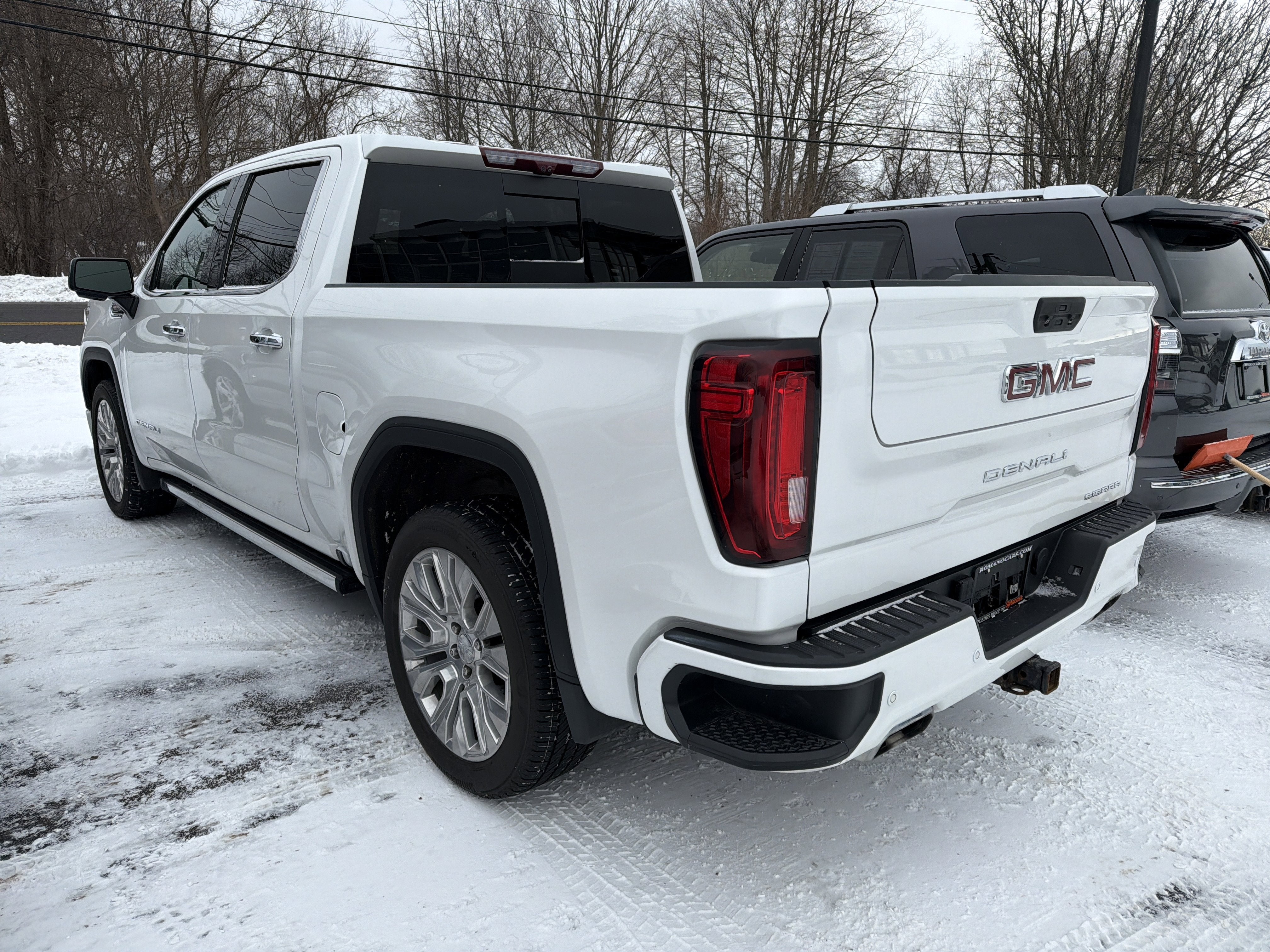 2022 GMC Sierra 1500 Limited 4WD Crew Cab 147 Denali