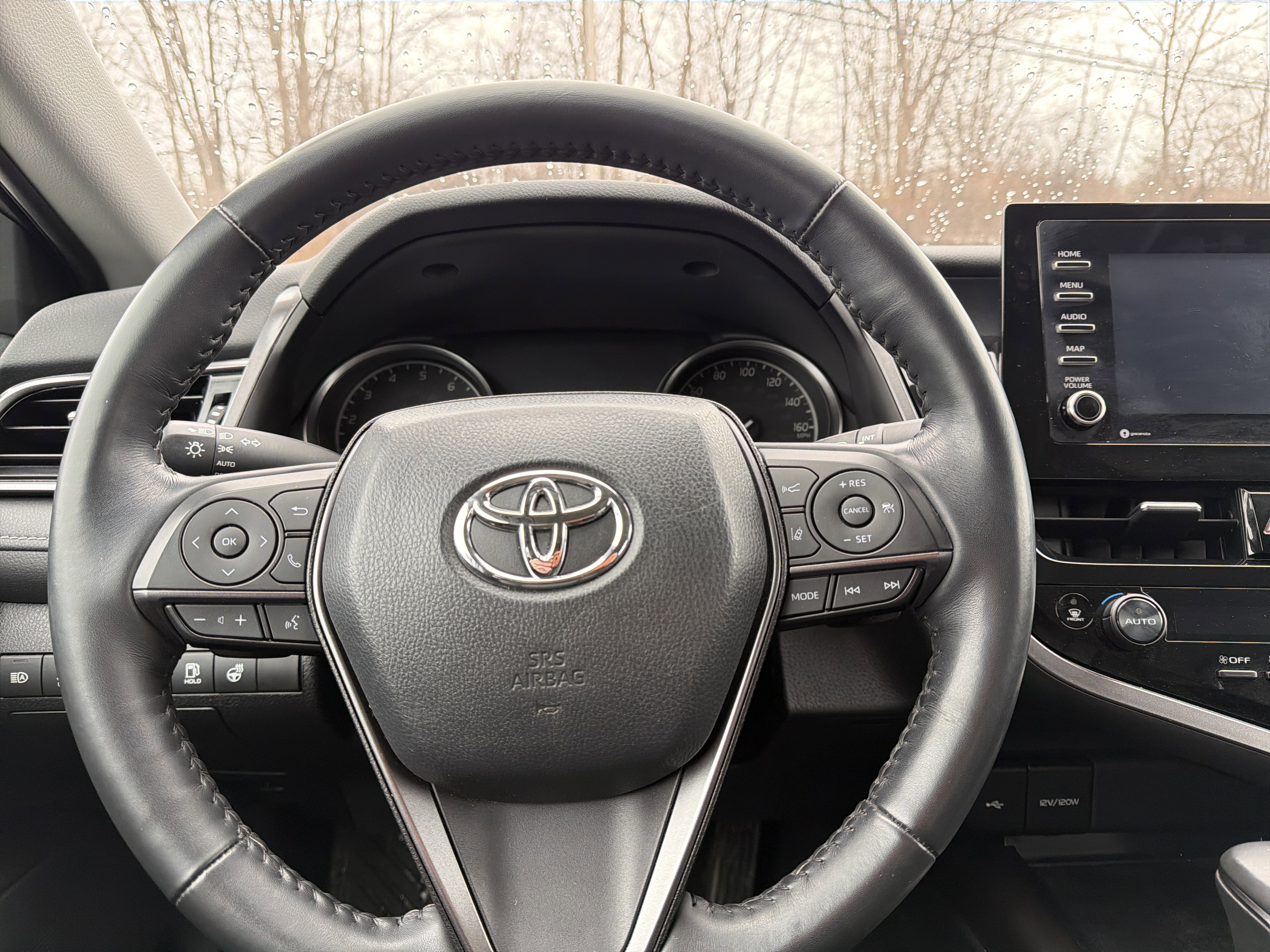 2023 Toyota Camry SE Auto AWD