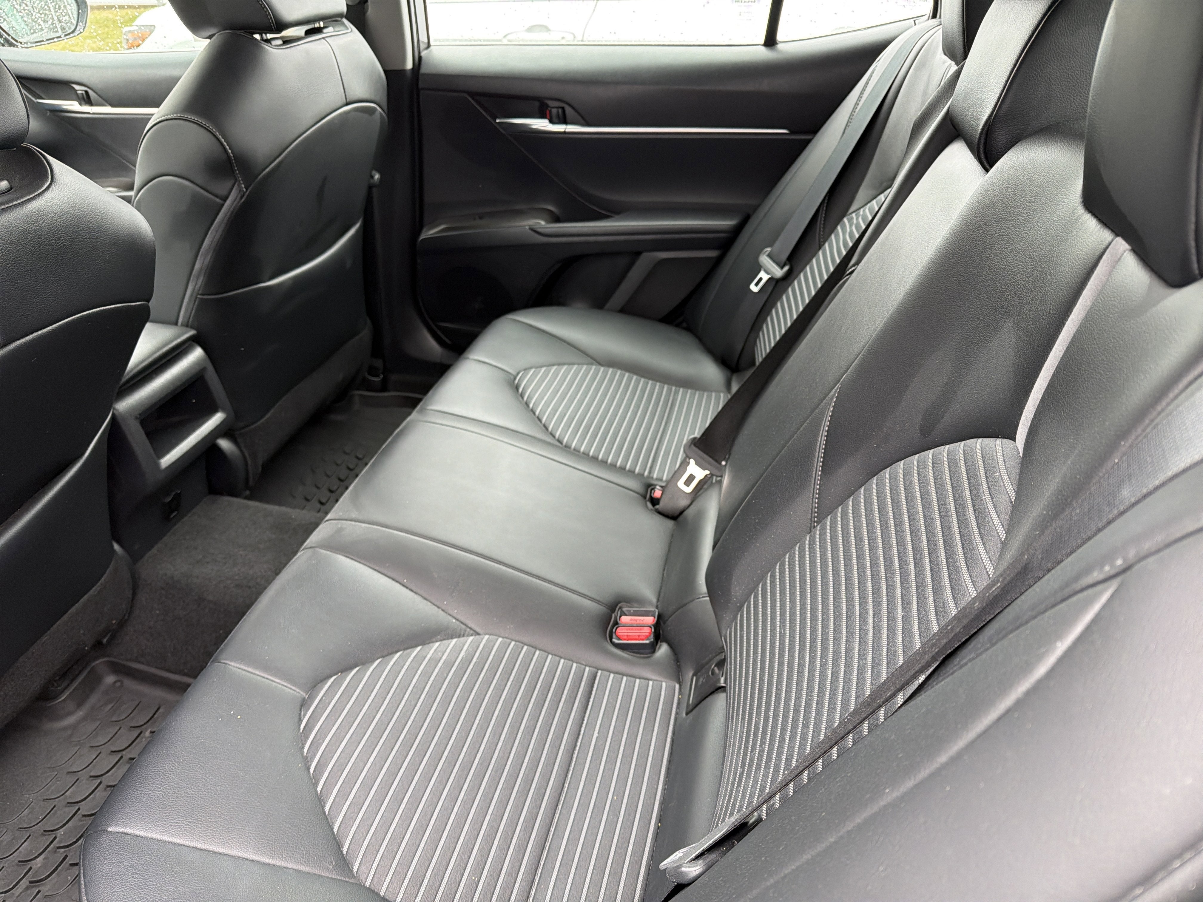 2023 Toyota Camry SE Auto AWD