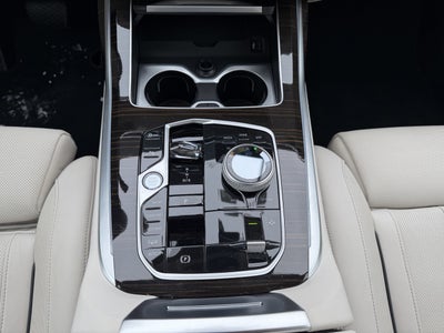 2024 BMW X7 xDrive40i Sports Activity Vehicle