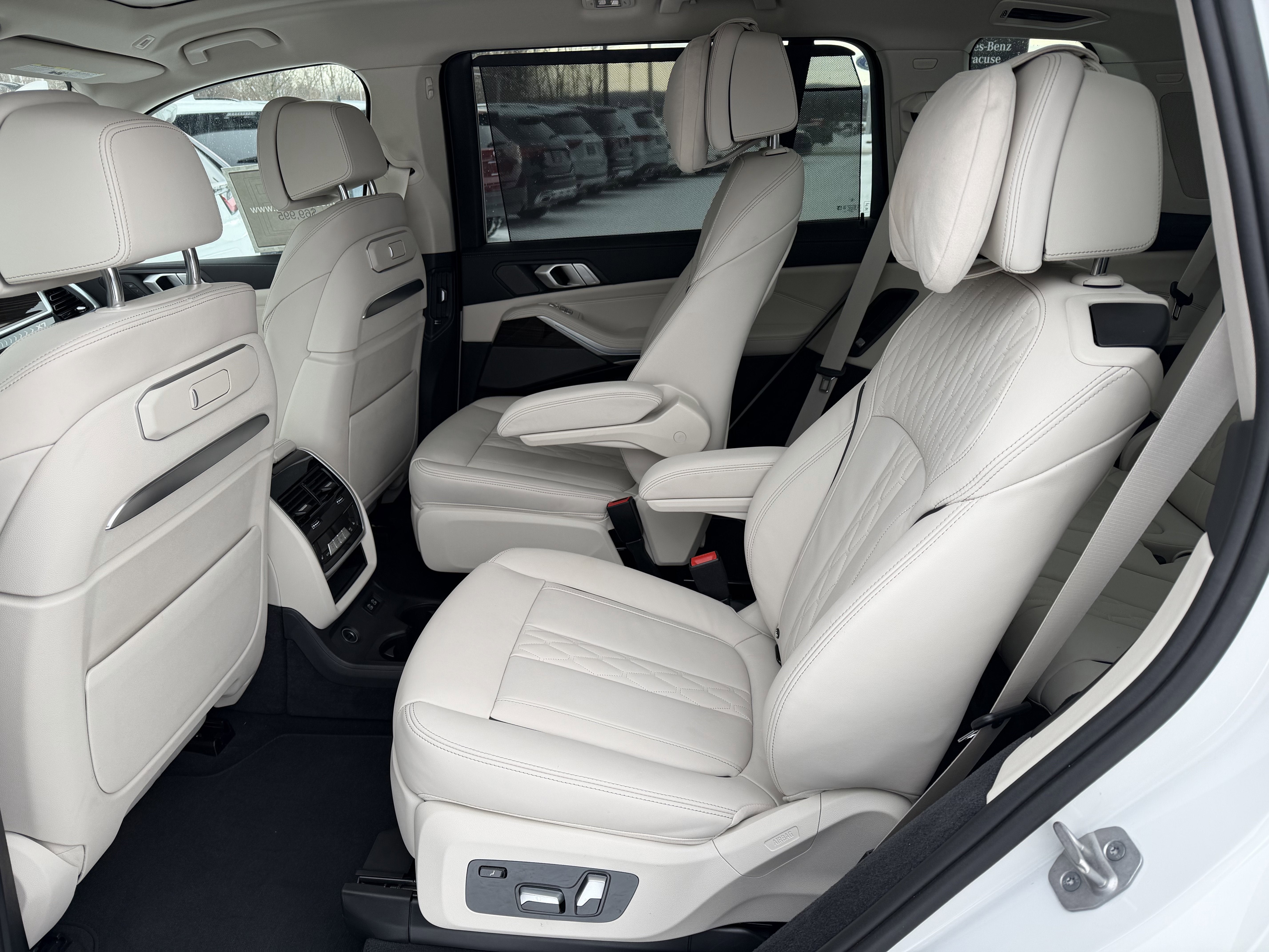 2024 BMW X7 xDrive40i Sports Activity Vehicle