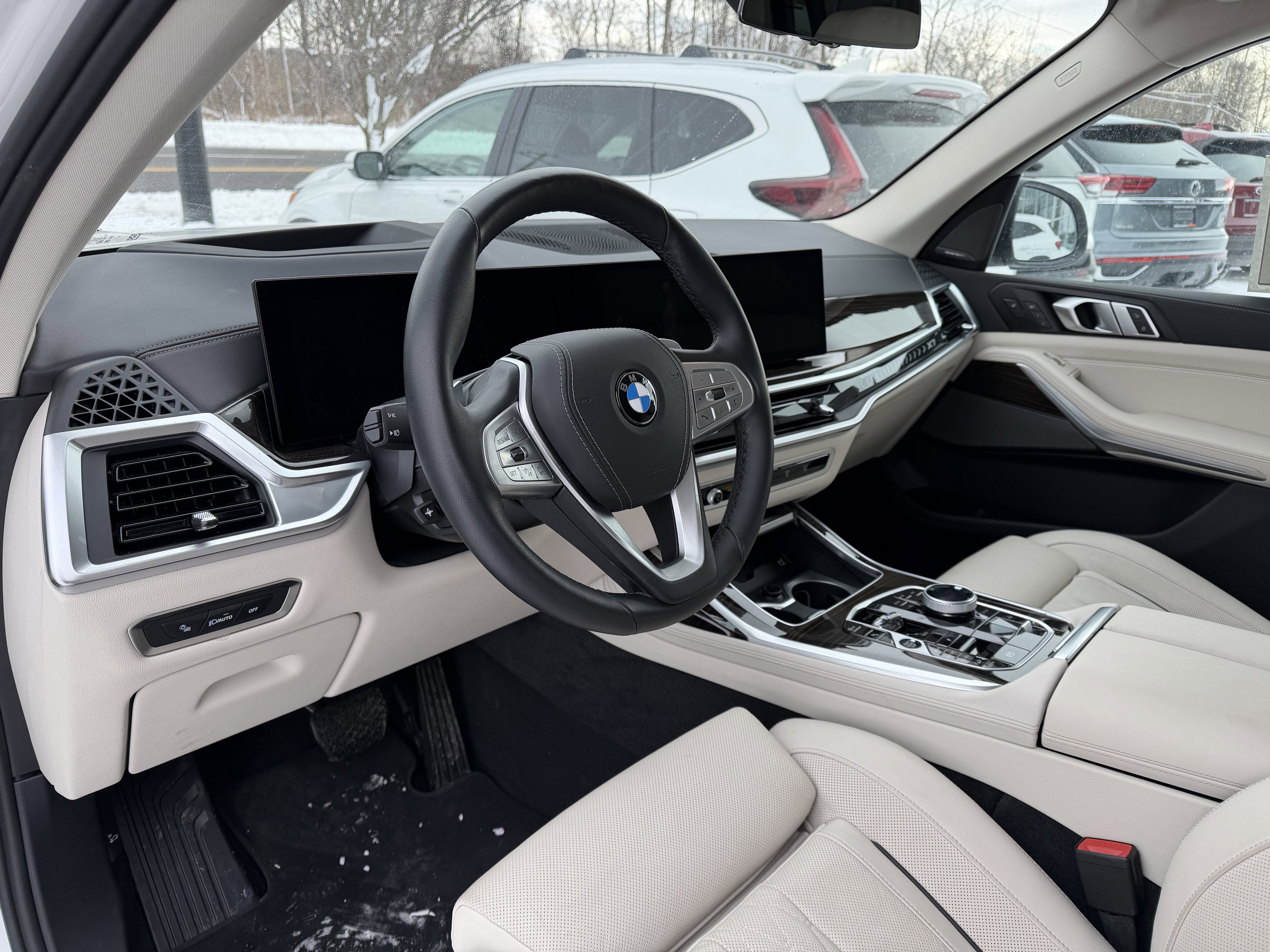 2024 BMW X7 xDrive40i Sports Activity Vehicle