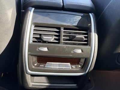2026 BMW X7 xDrive40i Sports Activity Vehicle