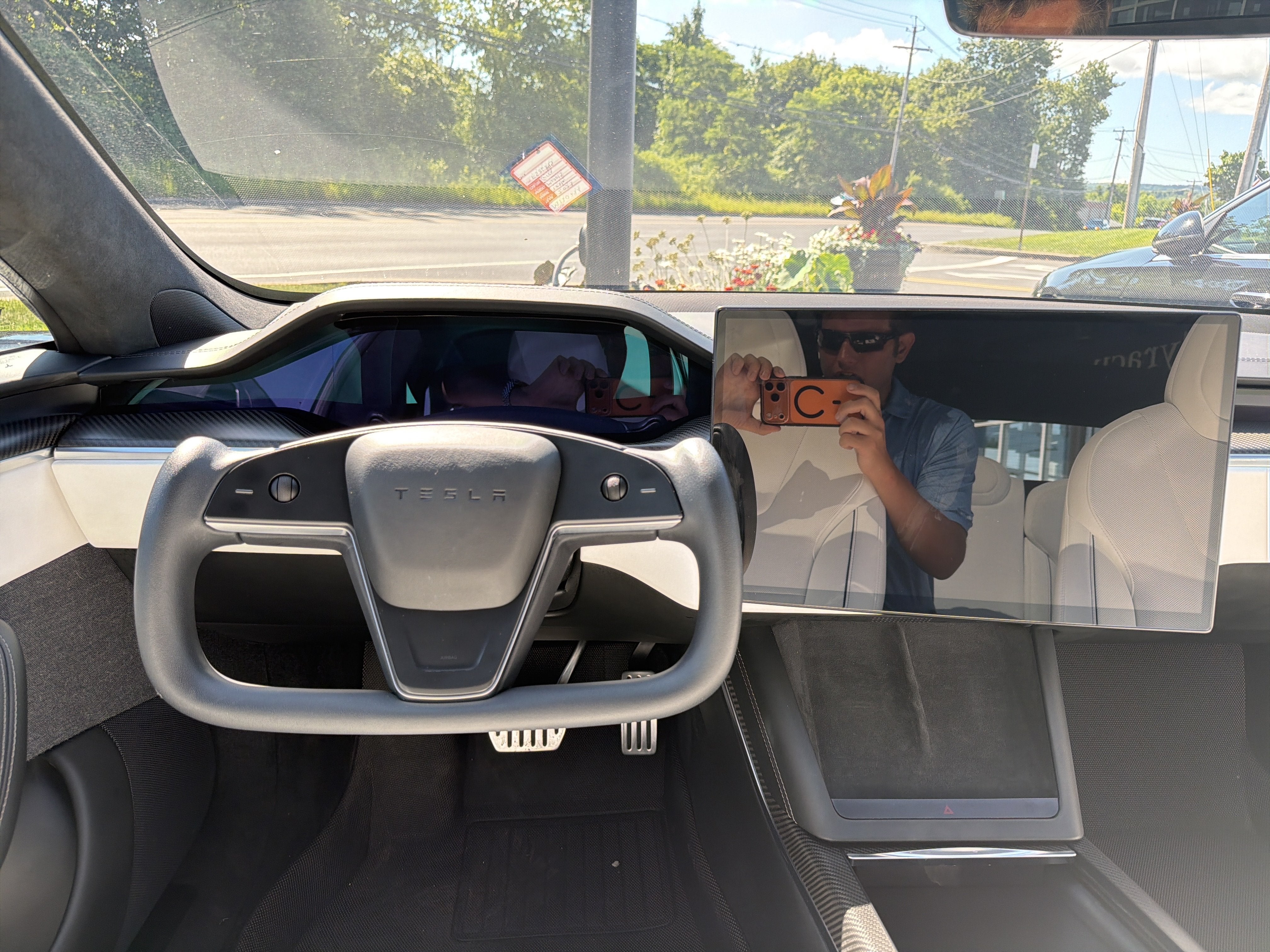 2023 Tesla Model S Plaid AWD