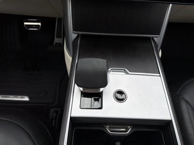 2024 Land Rover Range Rover P400 SE LWB 7 Seat