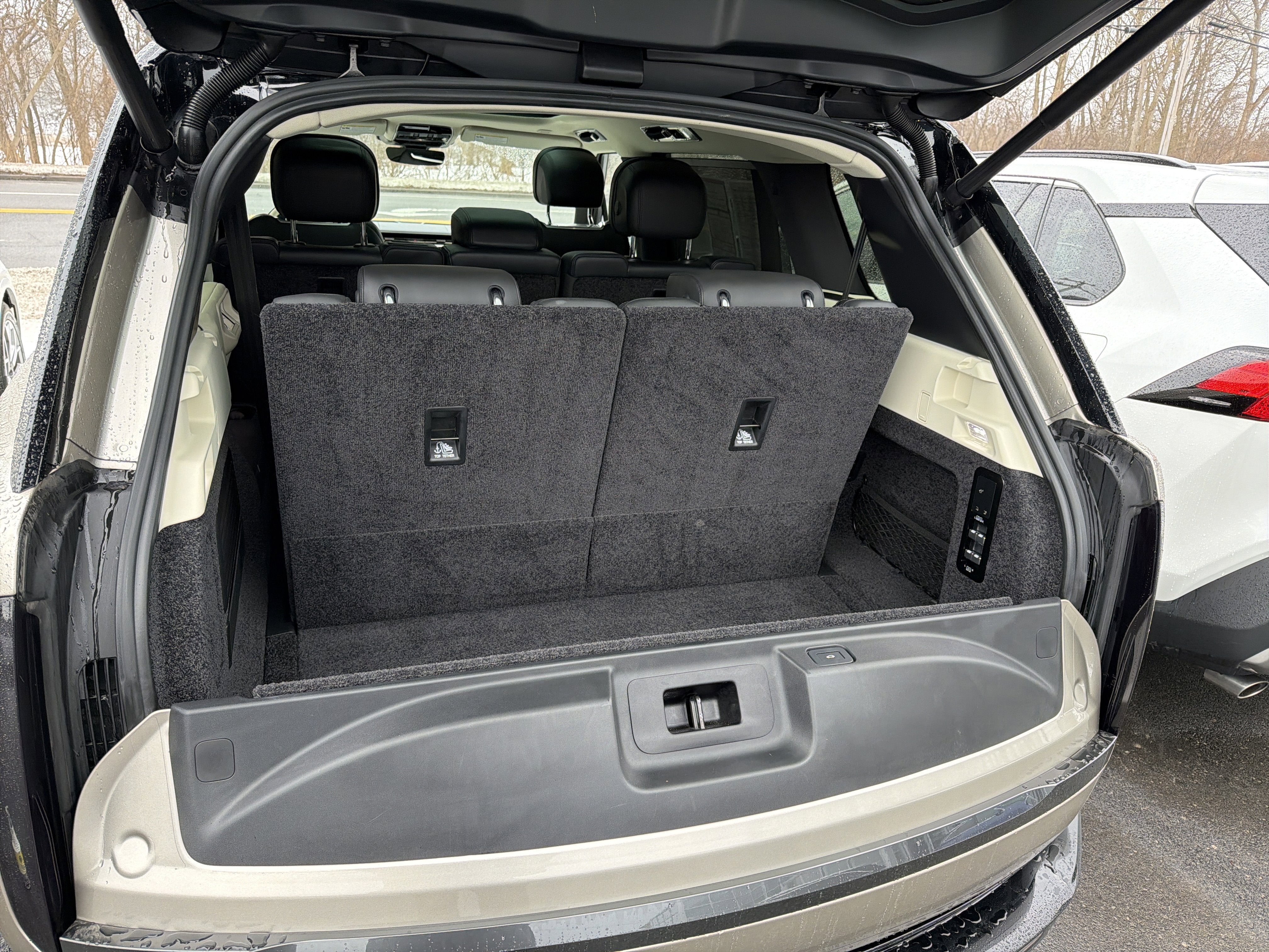 2024 Land Rover Range Rover P400 SE LWB 7 Seat