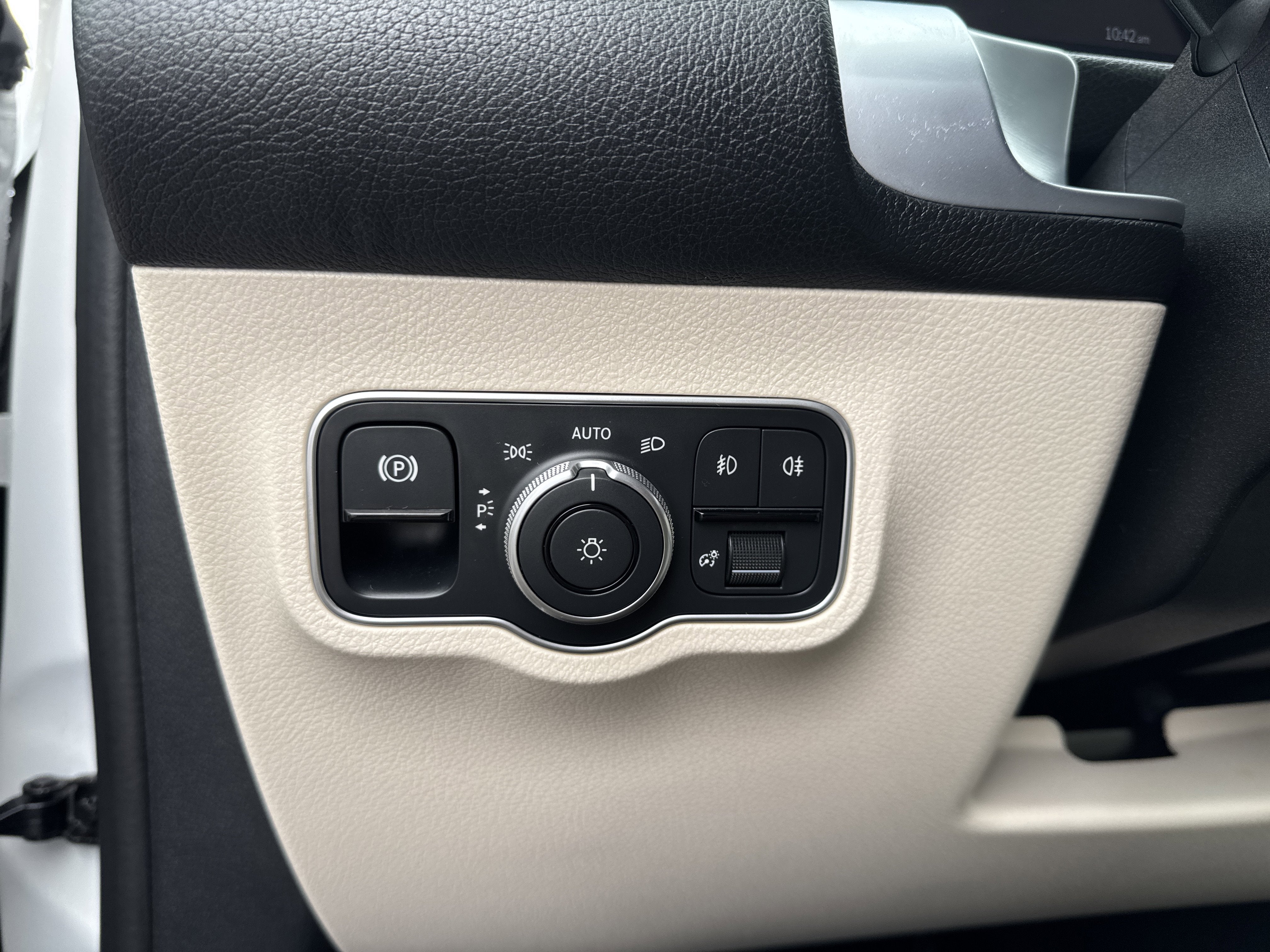 2025 Mercedes-Benz GLB GLB 250 4MATIC® SUV