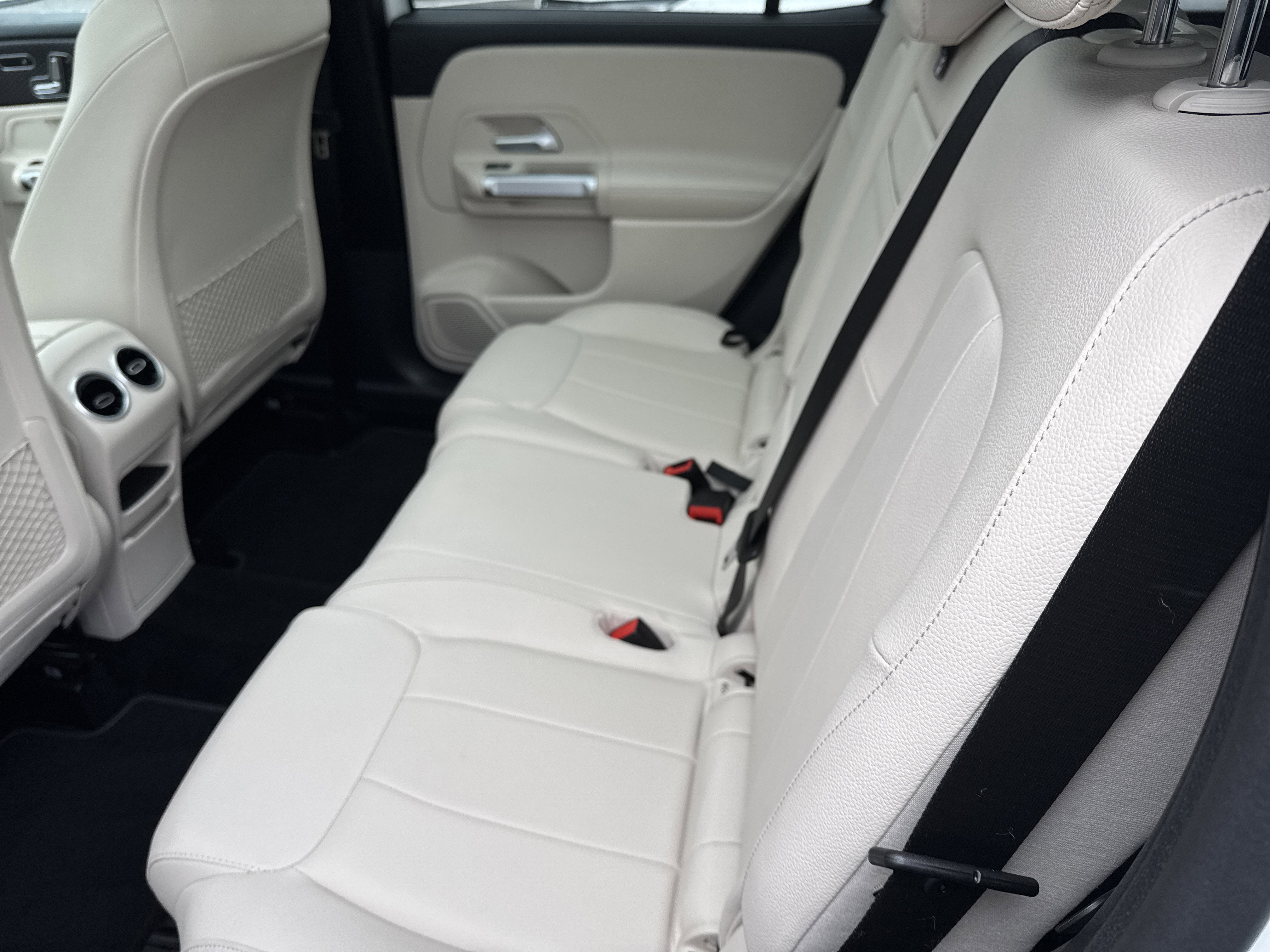 2025 Mercedes-Benz GLB GLB 250 4MATIC® SUV