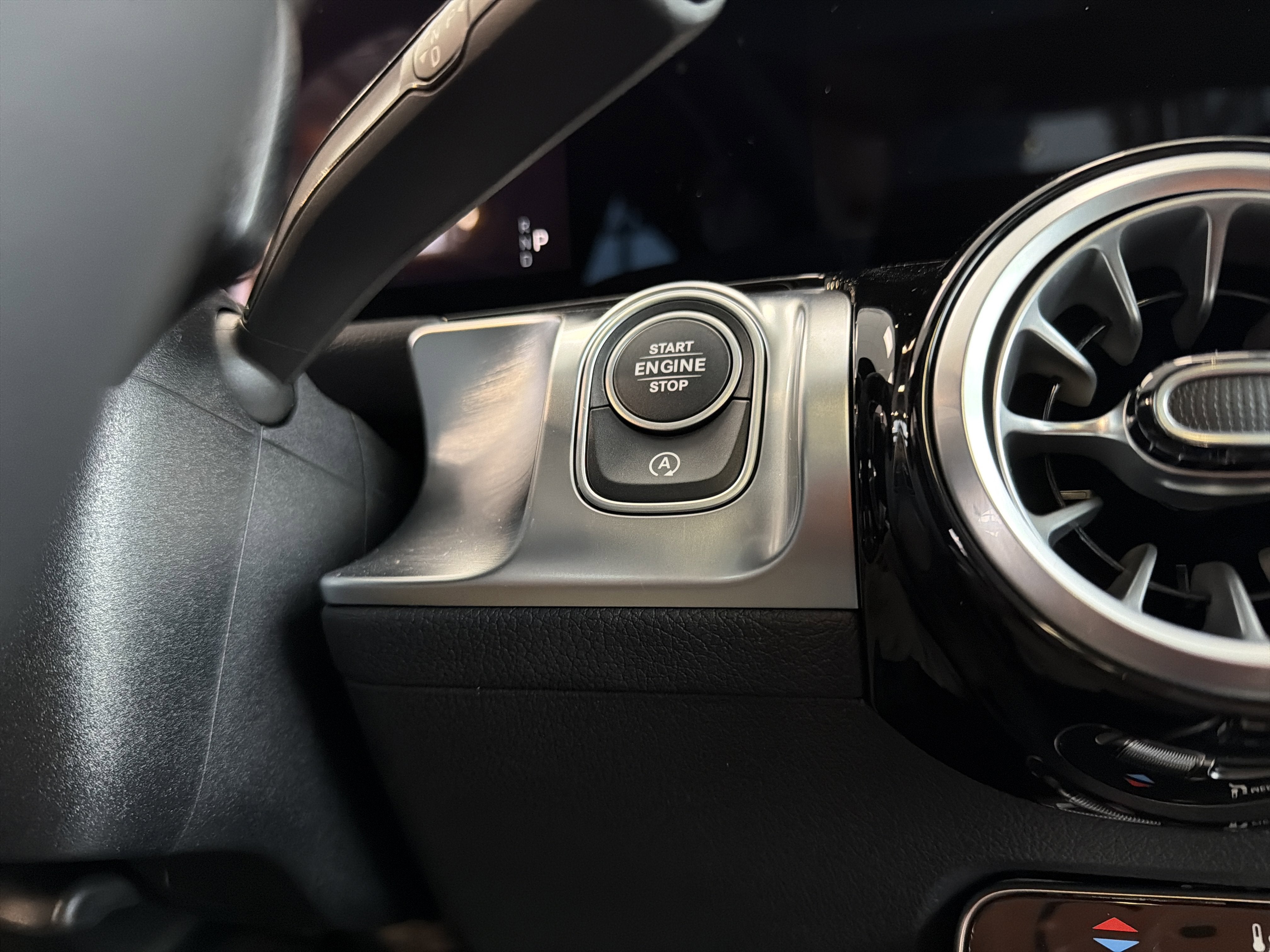 2025 Mercedes-Benz GLB GLB 250 4MATIC® SUV