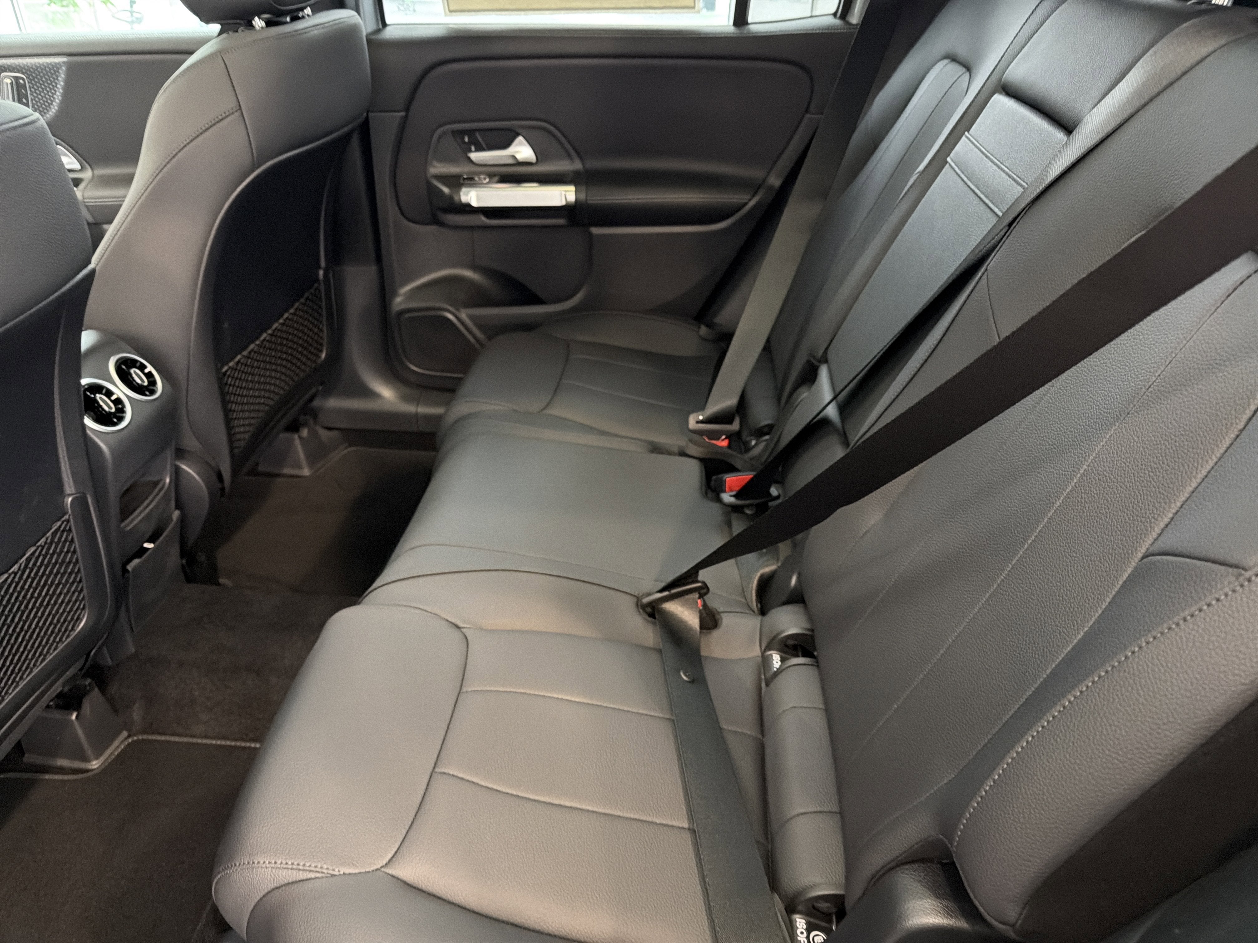 2025 Mercedes-Benz GLB GLB 250 4MATIC® SUV