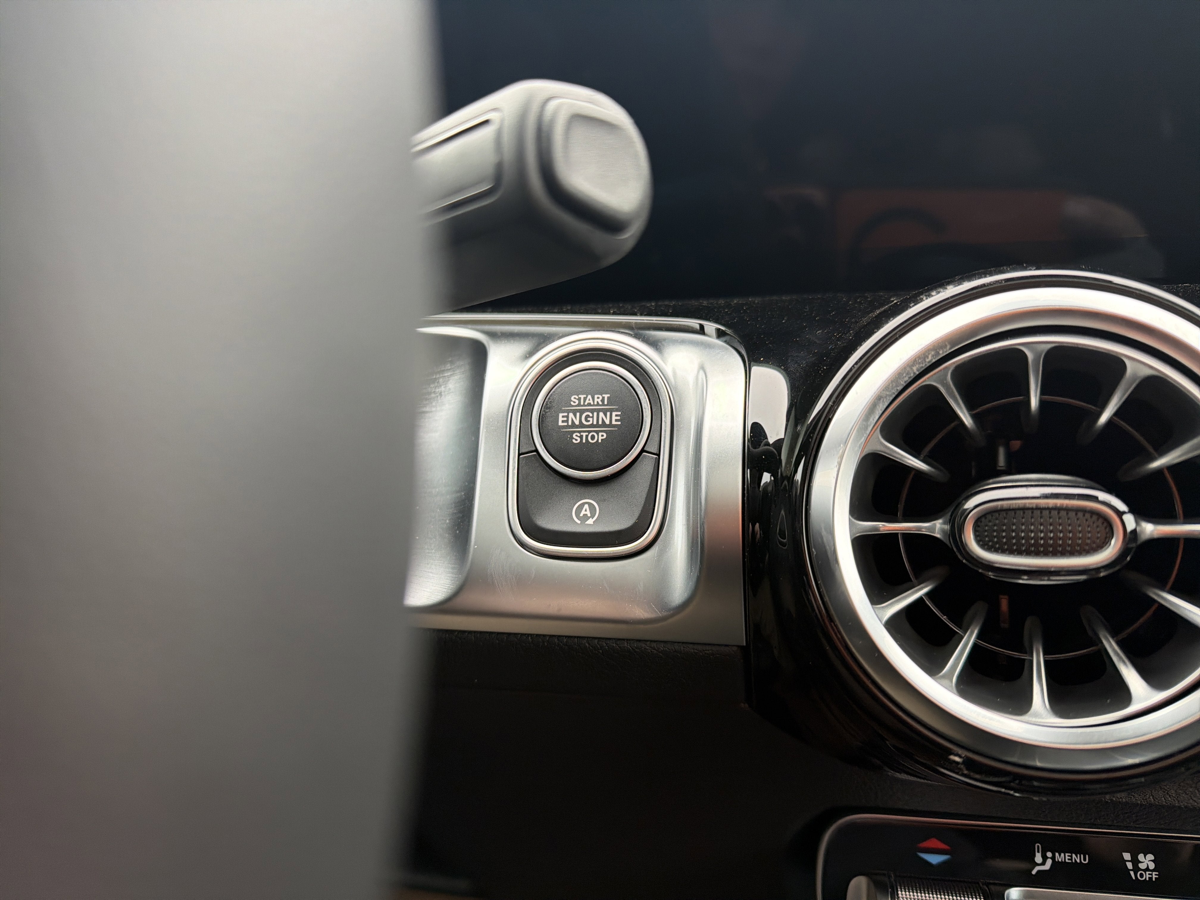 2026 Mercedes-Benz GLB GLB 250 4MATIC® SUV