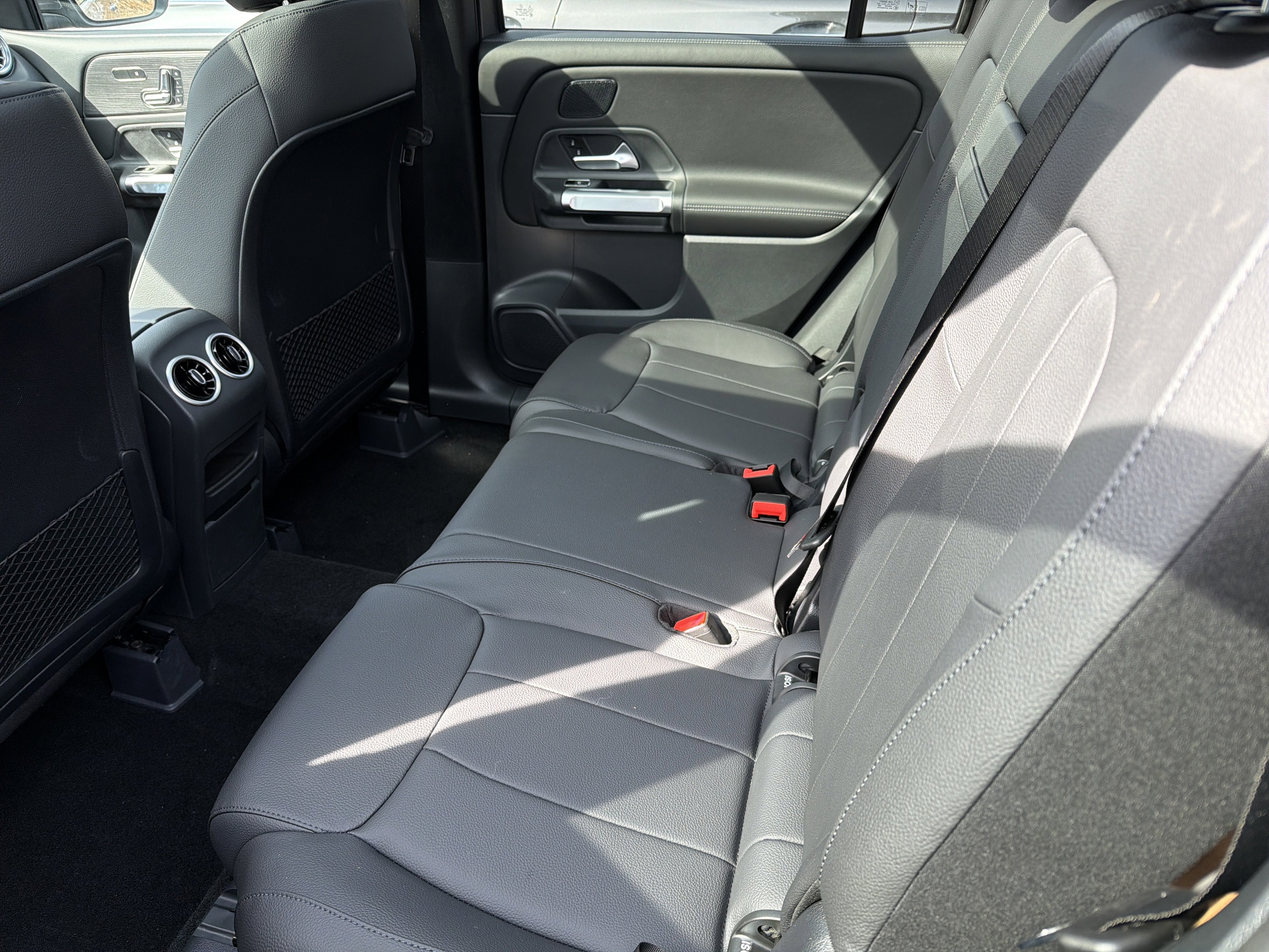 2026 Mercedes-Benz GLB GLB 250 4MATIC® SUV