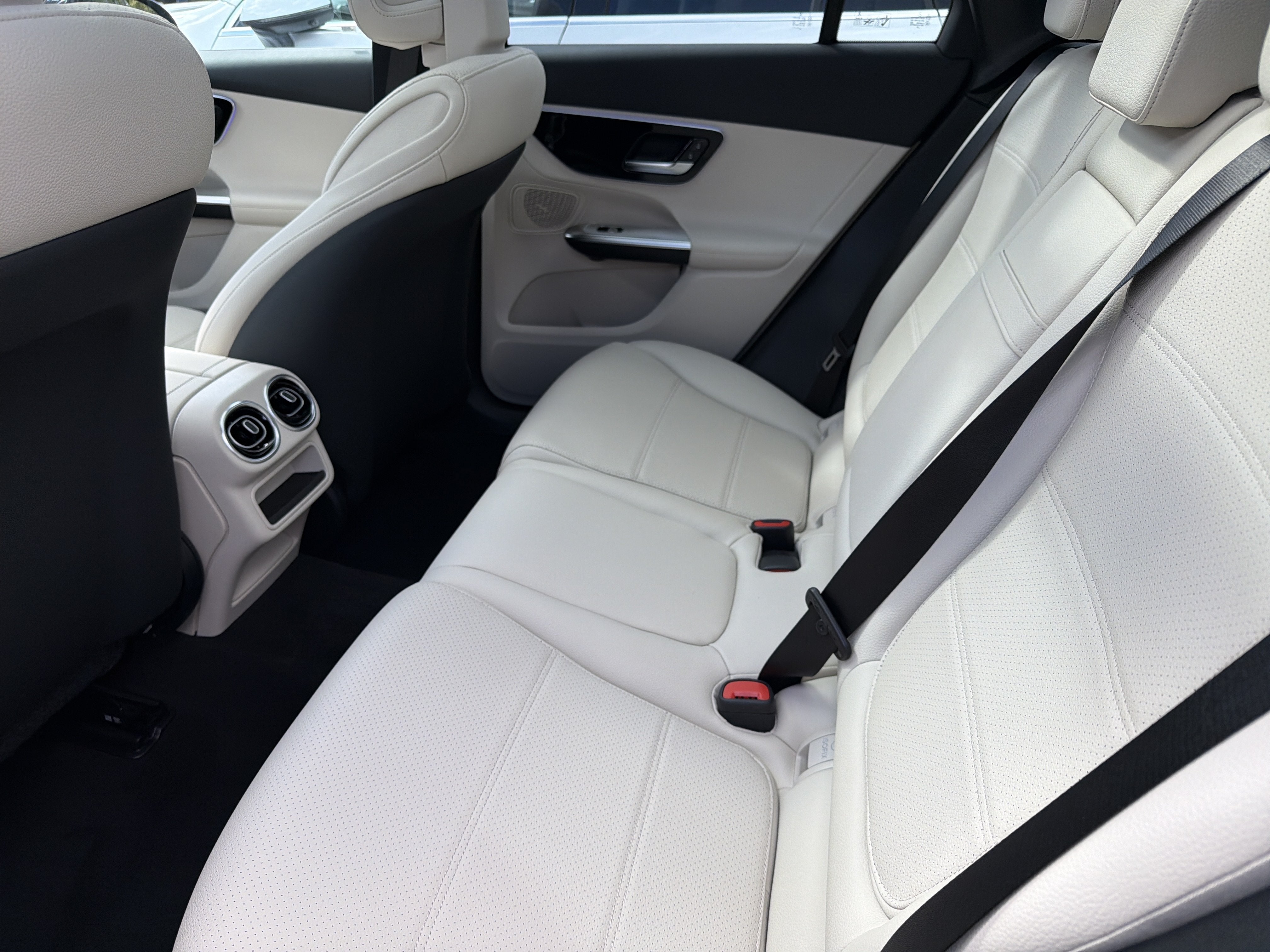2027 Mercedes-Benz GLC GLC 300 4MATIC® SUV