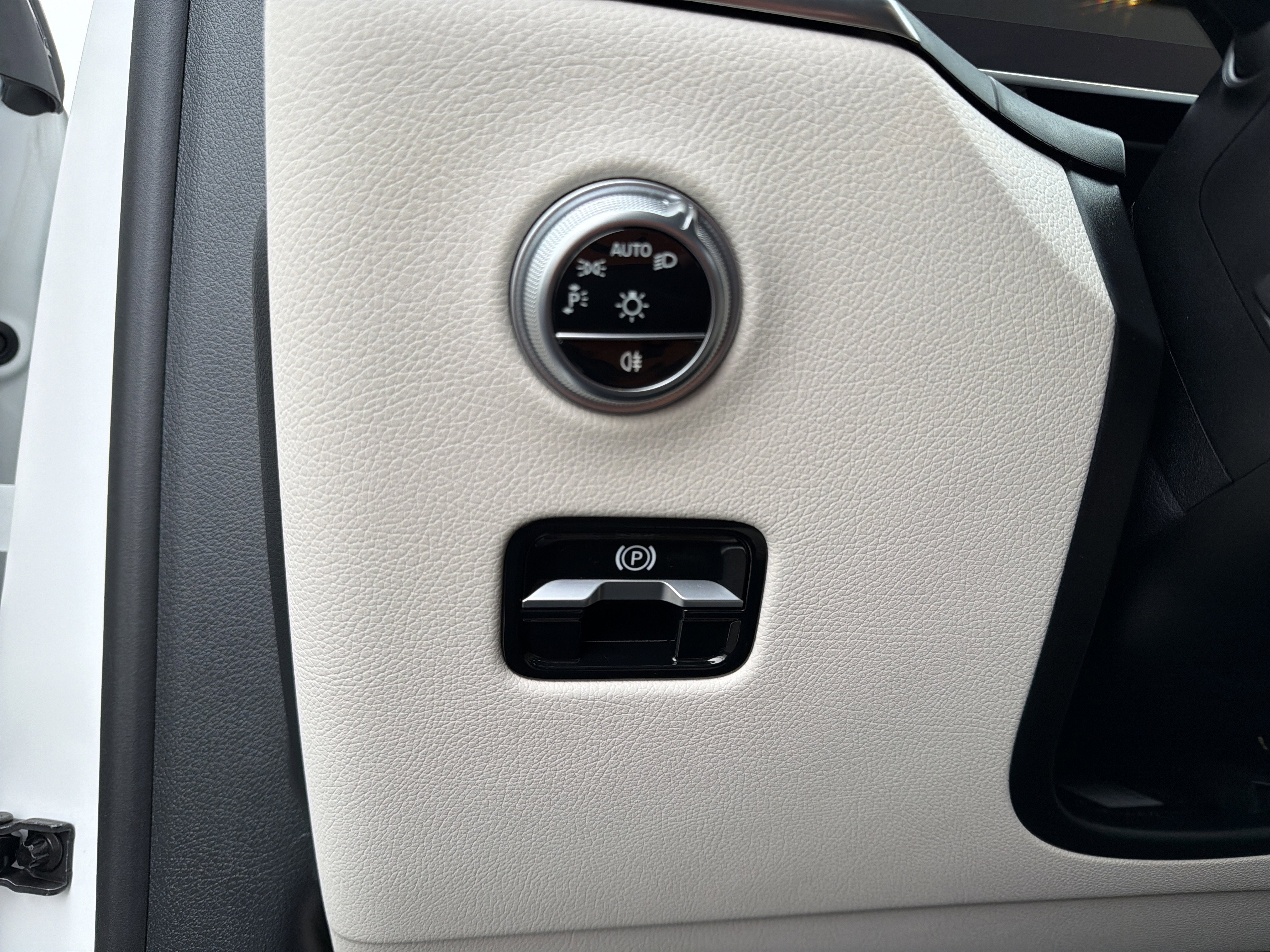 2025 Mercedes-Benz GLC GLC 300 4MATIC® SUV