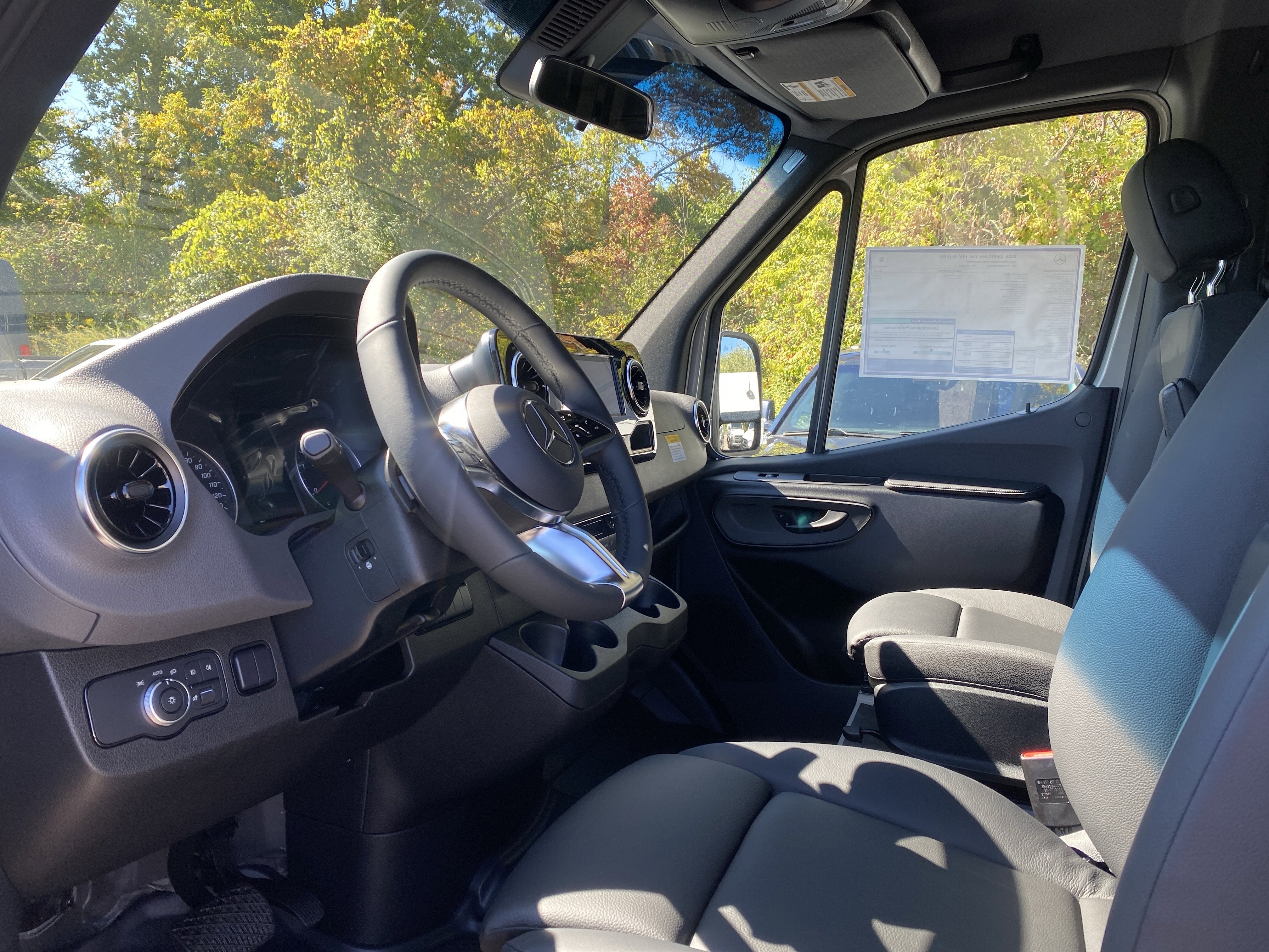 2026 Mercedes-Benz Sprinter Crew Van 2500 Standard Roof I4 Diesel HO 144 RWD