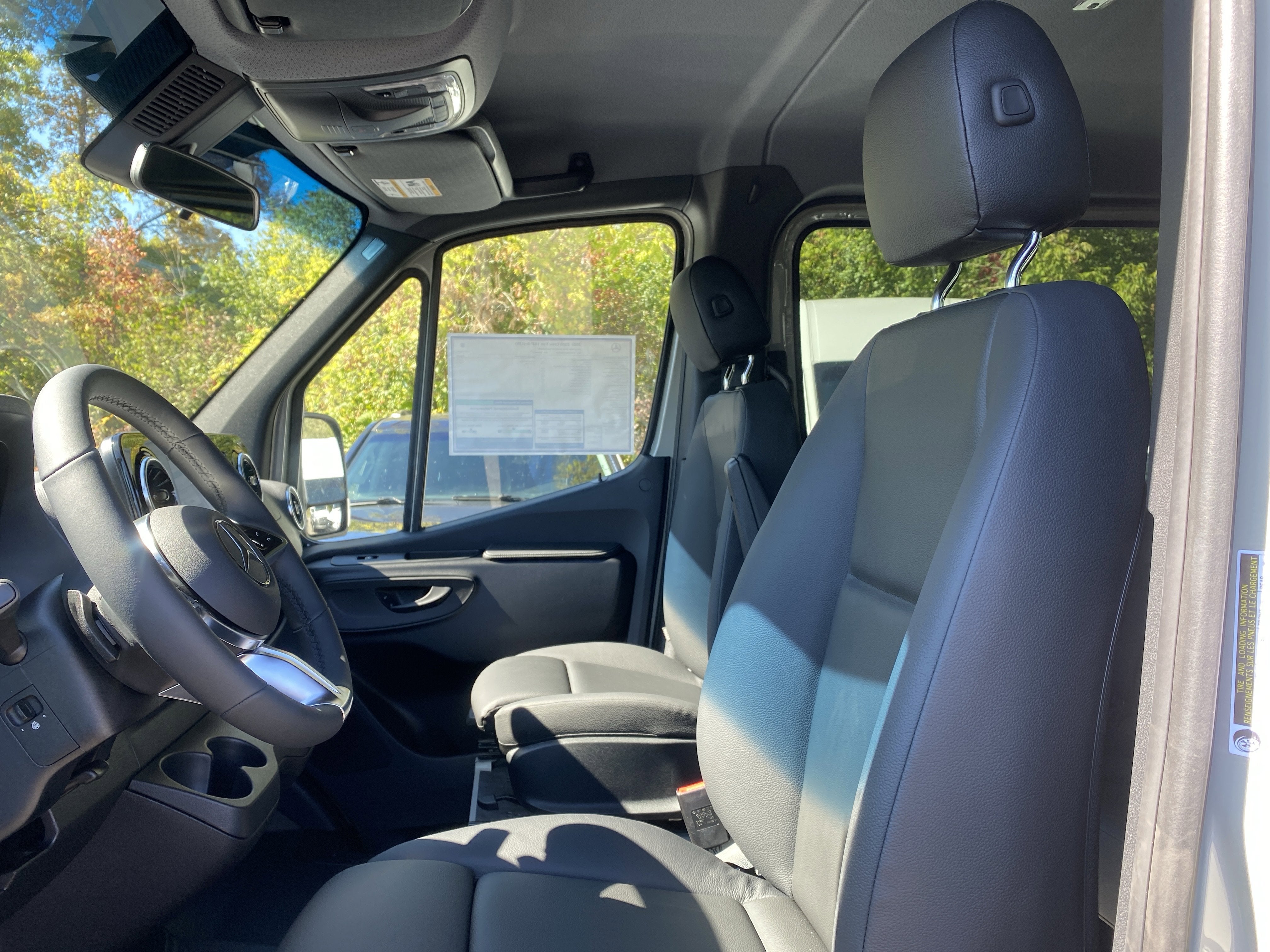 2026 Mercedes-Benz Sprinter Crew Van 2500 Standard Roof I4 Diesel HO 144 RWD