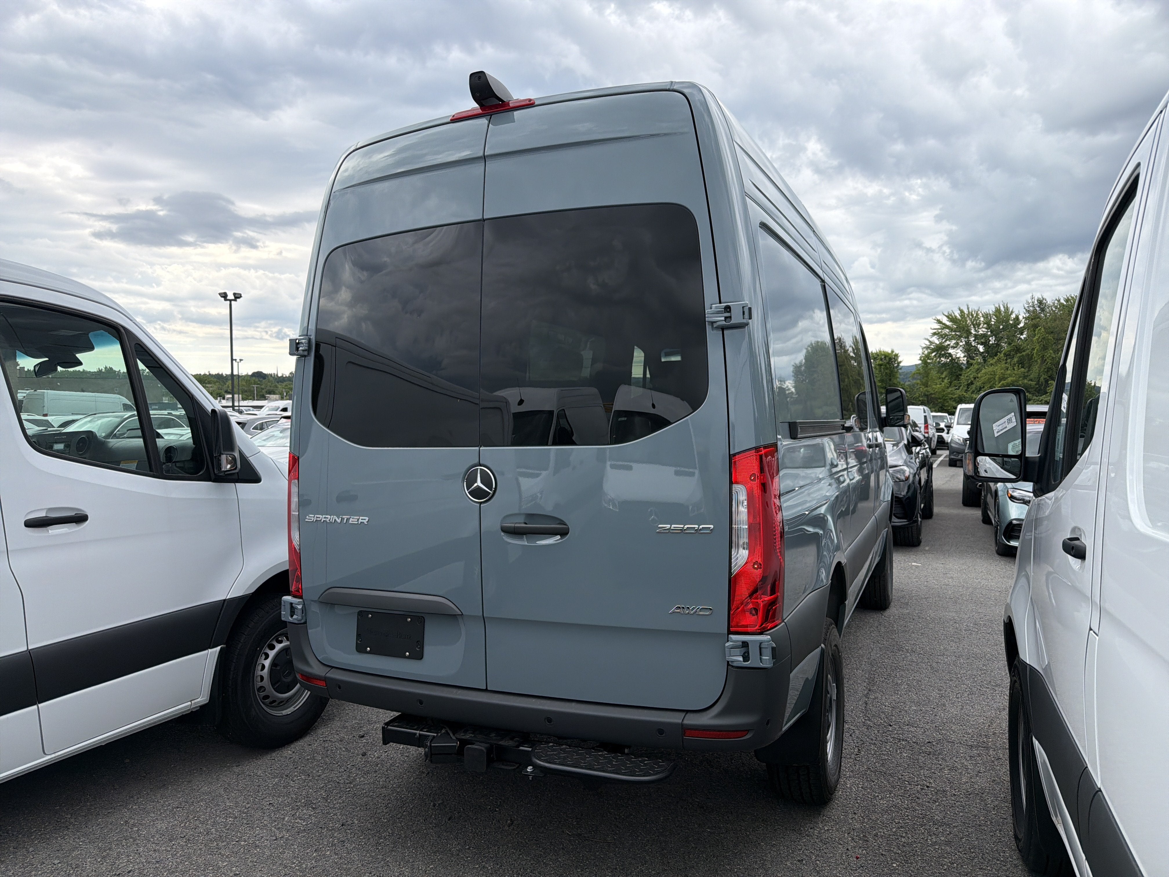 2026 Mercedes-Benz Sprinter Crew Van 2500 High Roof I4 Diesel HO 144 AWD