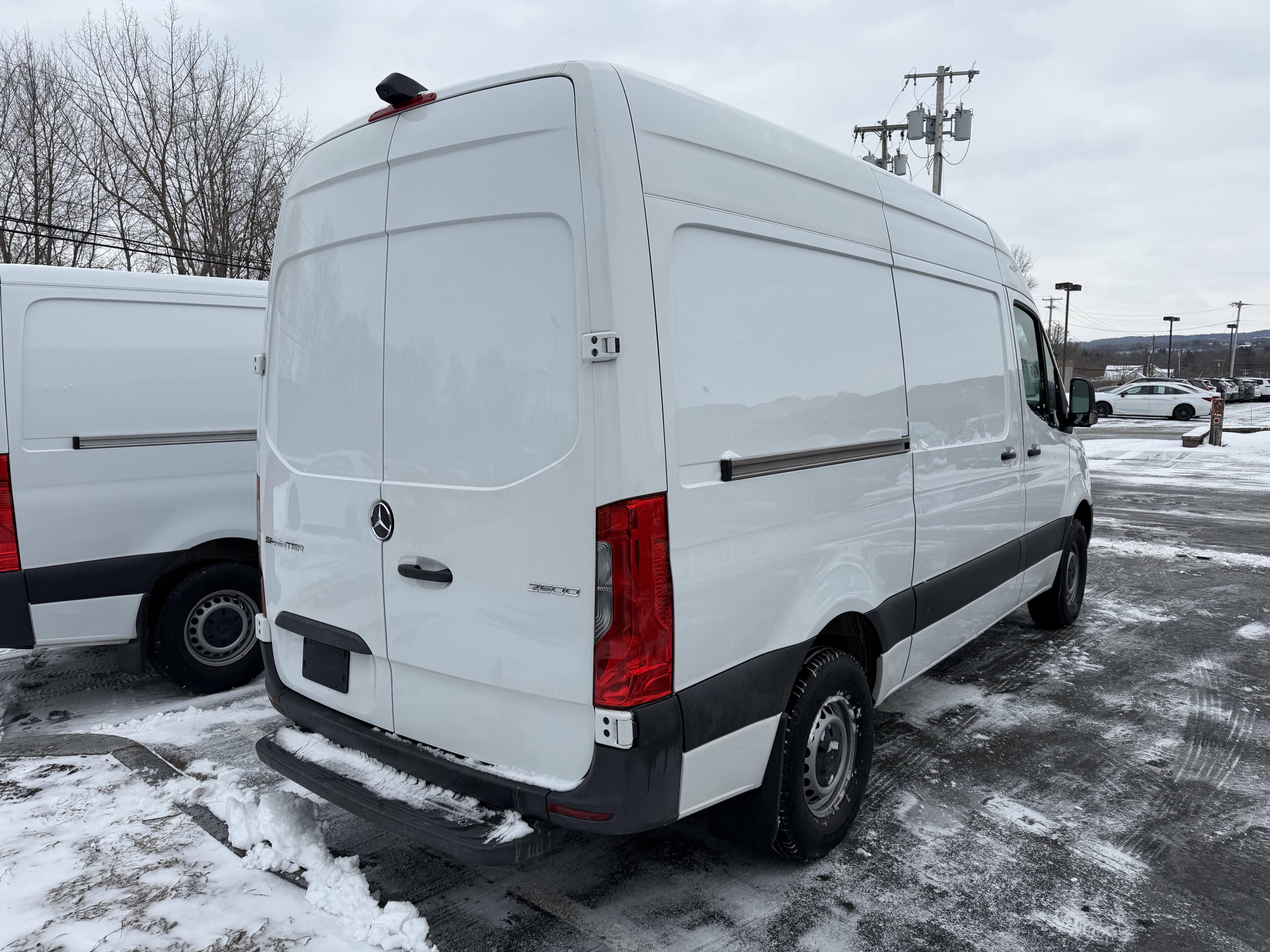 2020 Mercedes-Benz Sprinter Cargo Van 2500 High Roof V6 144 RWD