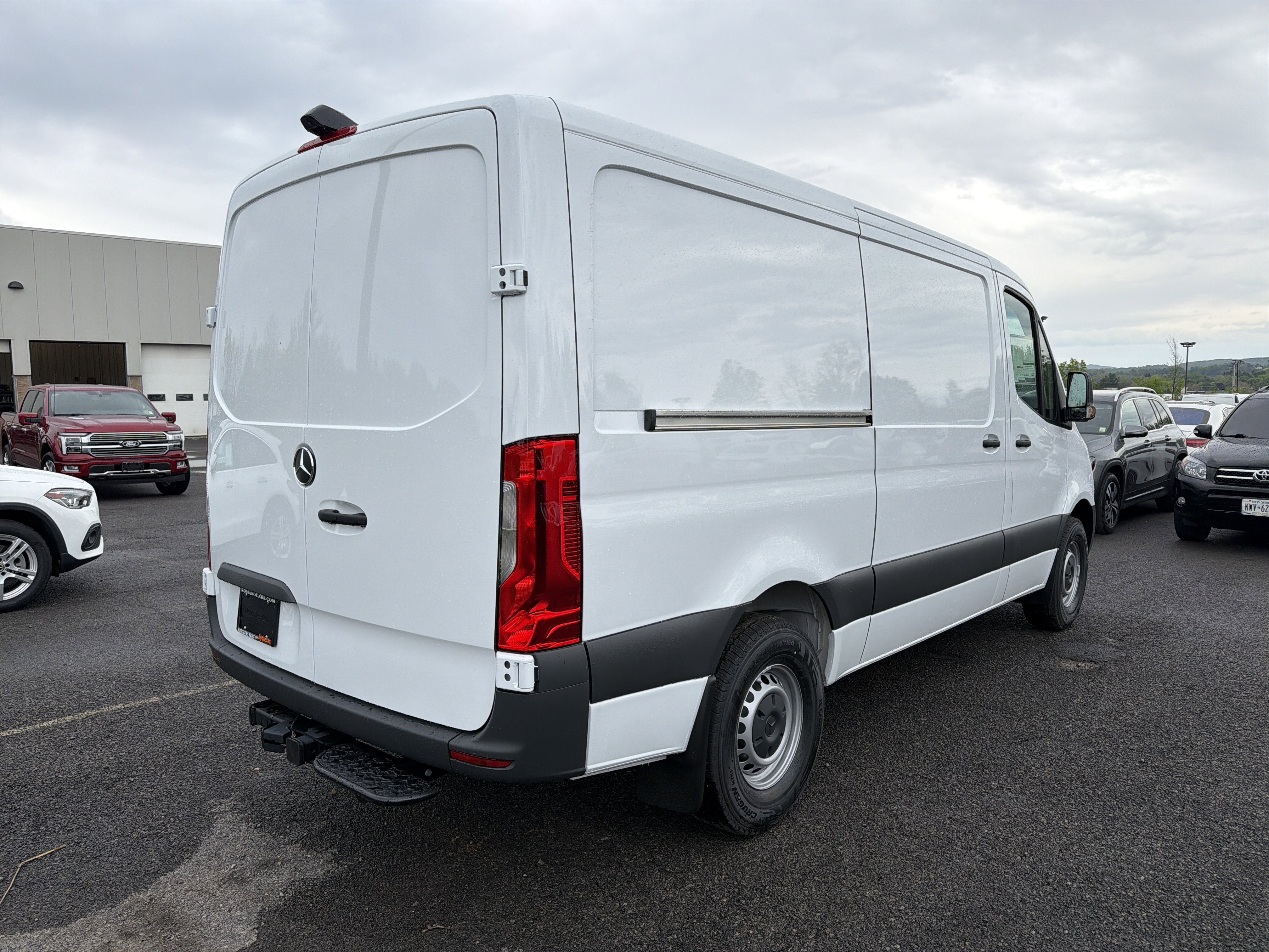 2026 Mercedes-Benz Sprinter Cargo Van 2500 Standard Roof I4 Diesel 144 RWD