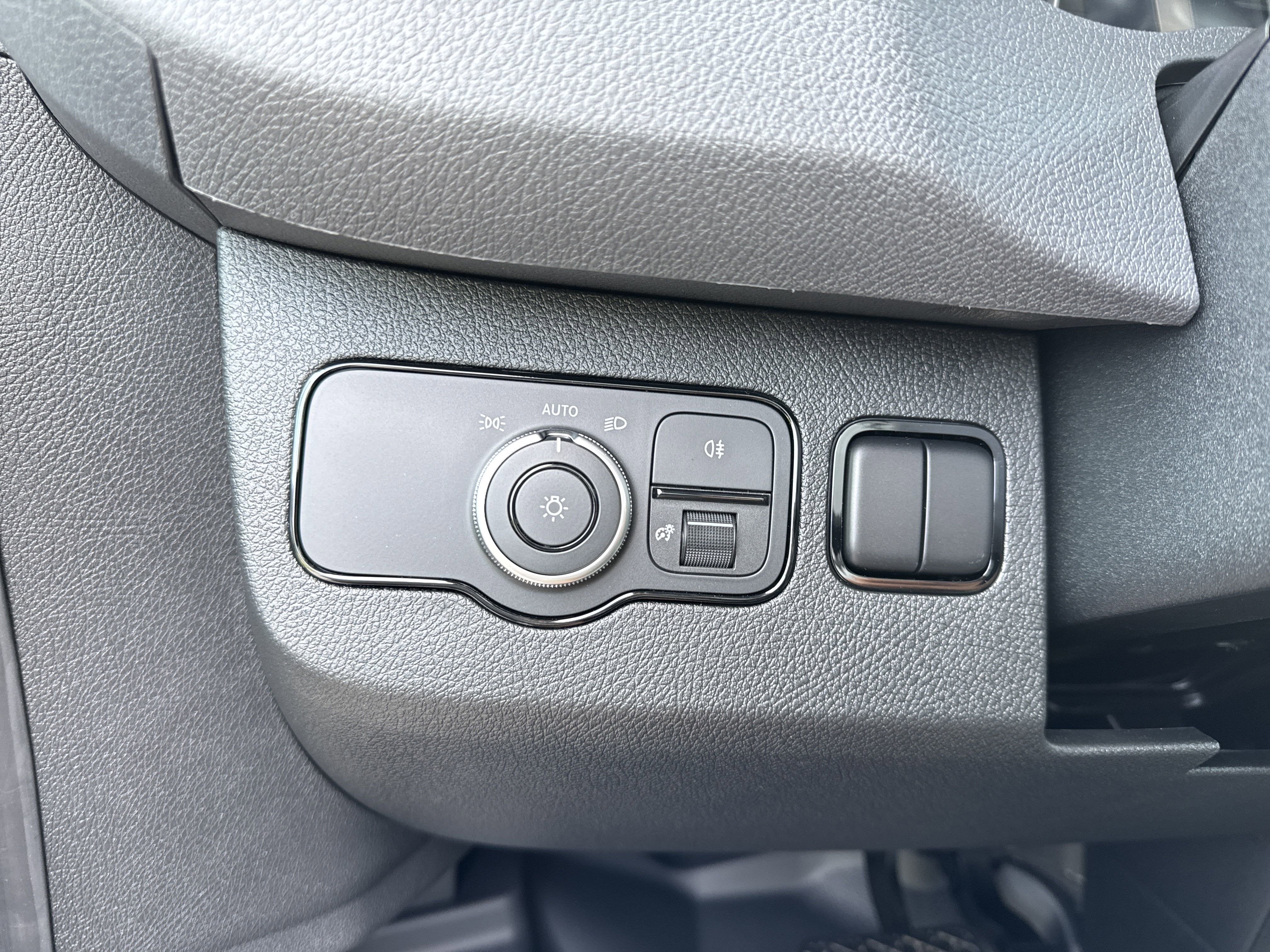 2025 Mercedes-Benz Sprinter Cargo Van 2500 High Roof I4 Diesel 144 RWD