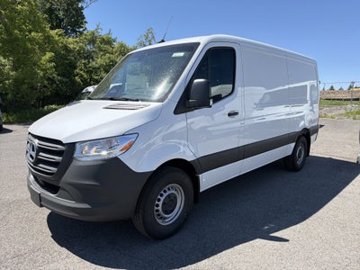 2026 Mercedes-Benz Sprinter Cargo Van 2500 Standard Roof I4 Diesel 144 RWD