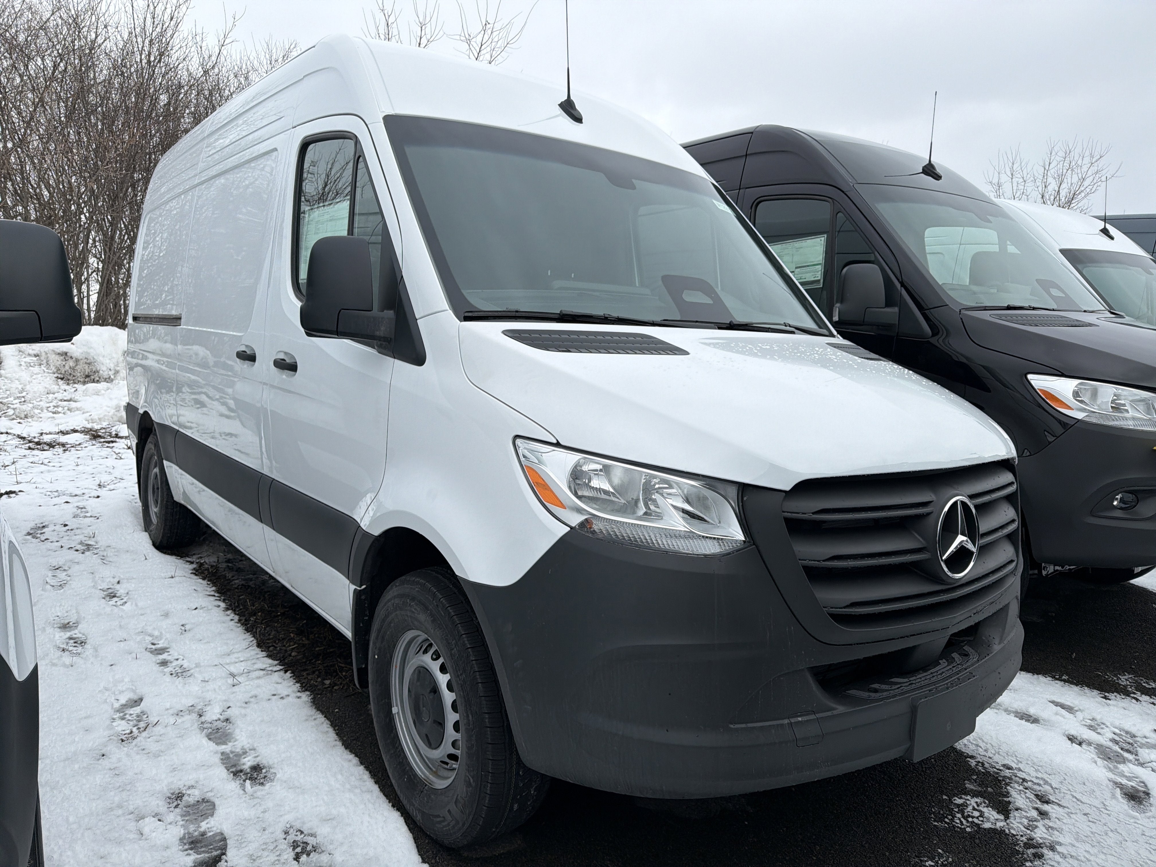 2026 Mercedes-Benz Sprinter Cargo Van 2500 Standard Roof I4 Diesel HO 144 RWD