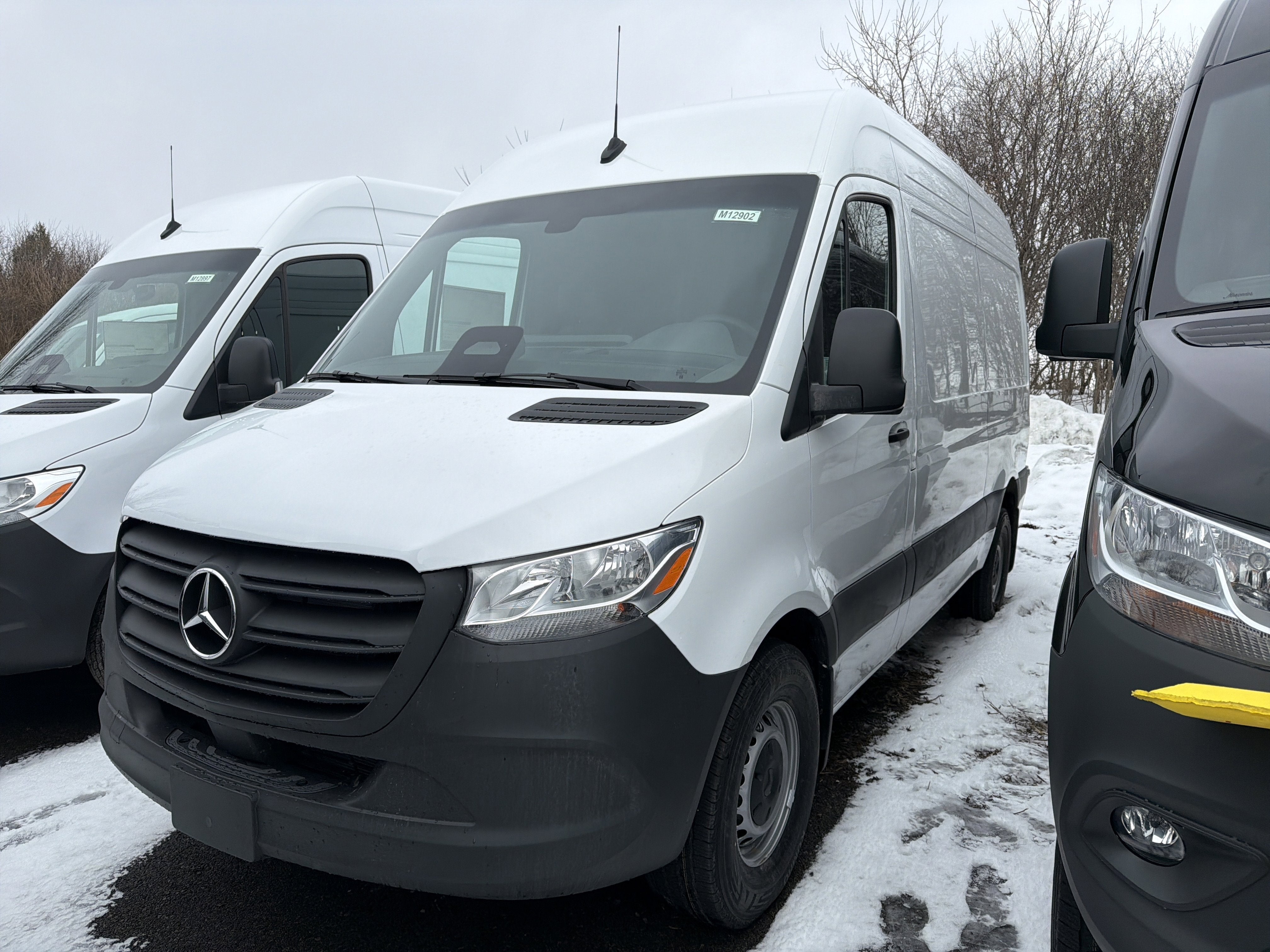 2026 Mercedes-Benz Sprinter Cargo Van 2500 Standard Roof I4 Diesel HO 144 RWD