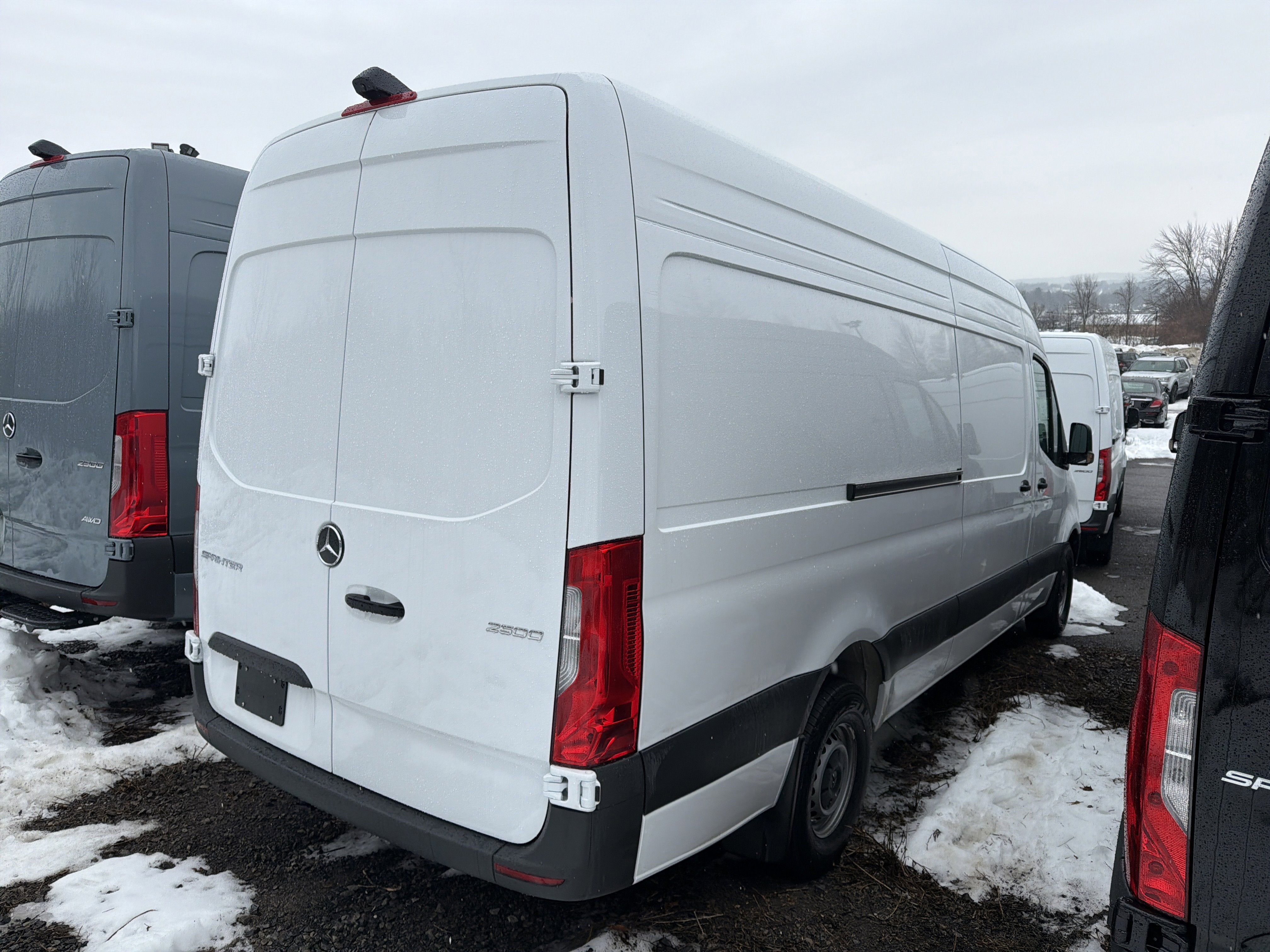 2026 Mercedes-Benz Sprinter Cargo Van 2500 High Roof I4 Diesel HO 170 RWD