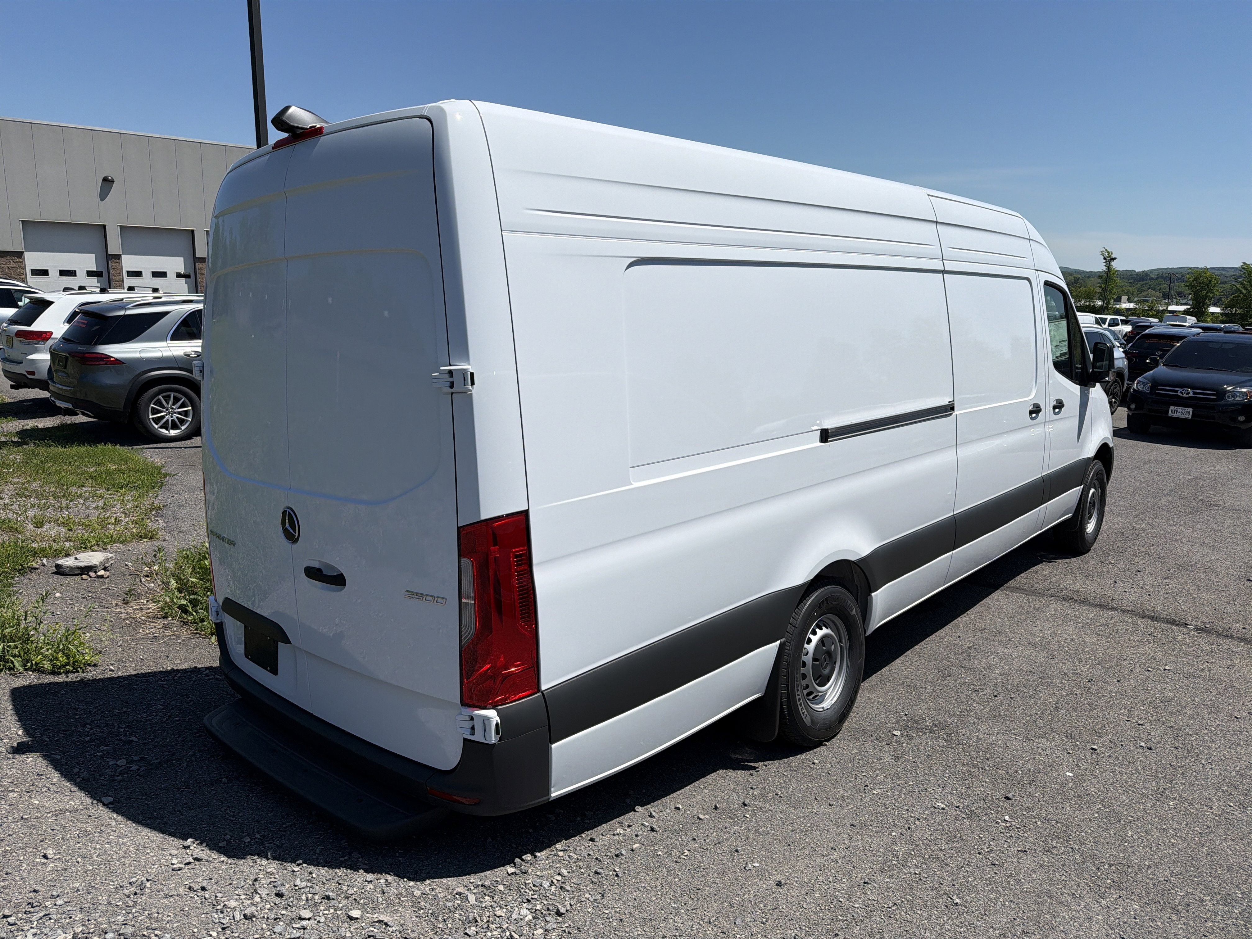 2026 Mercedes-Benz Sprinter Cargo Van 2500 High Roof I4 Diesel HO 170 Extended RWD