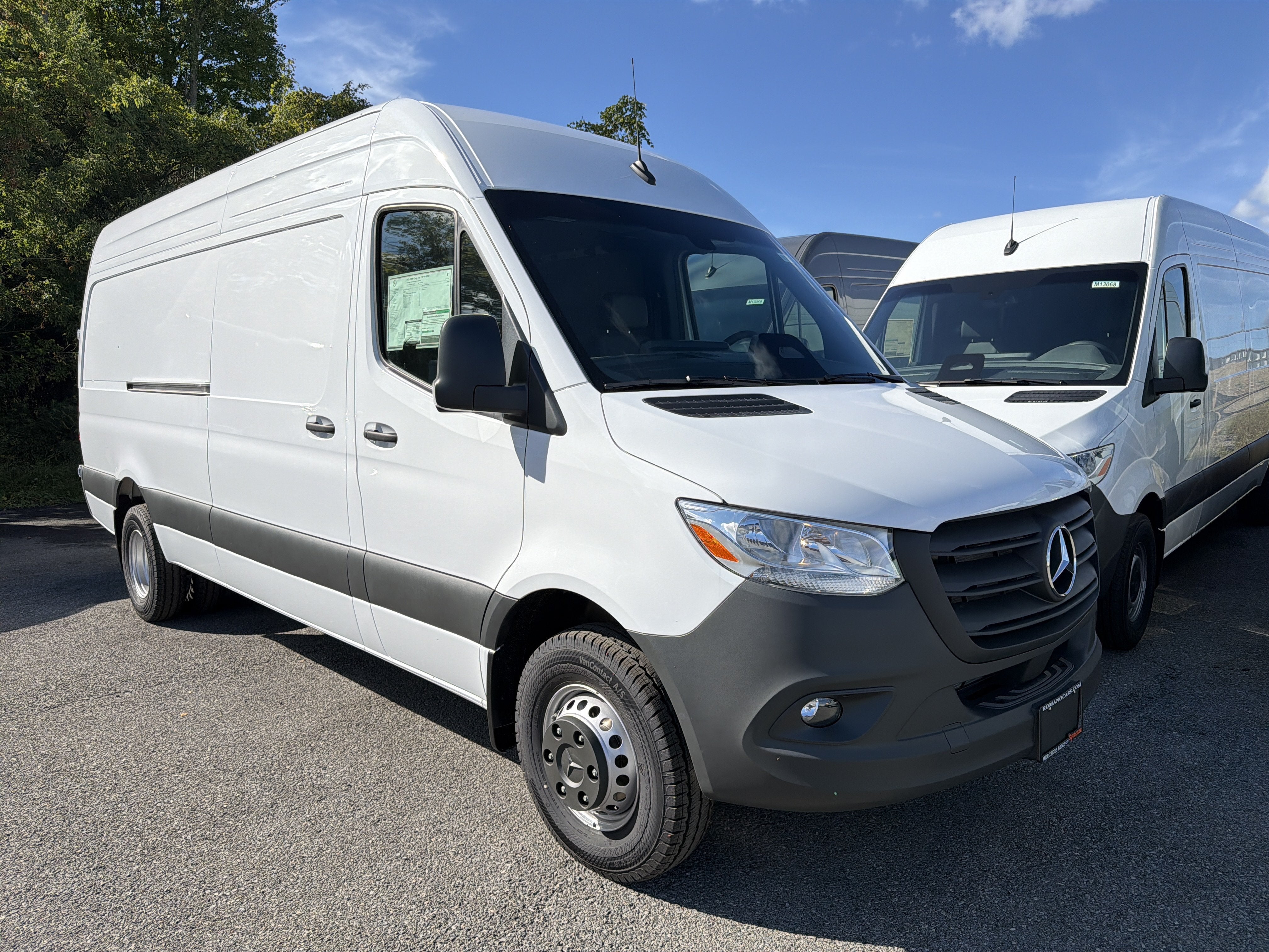 2026 Mercedes-Benz Sprinter Cargo Van 3500 High Roof I4 Diesel HO 170 RWD