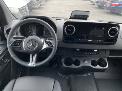 2026 Mercedes-Benz Sprinter Passenger Van 2500 High Roof I4 Diesel HO 170 RWD