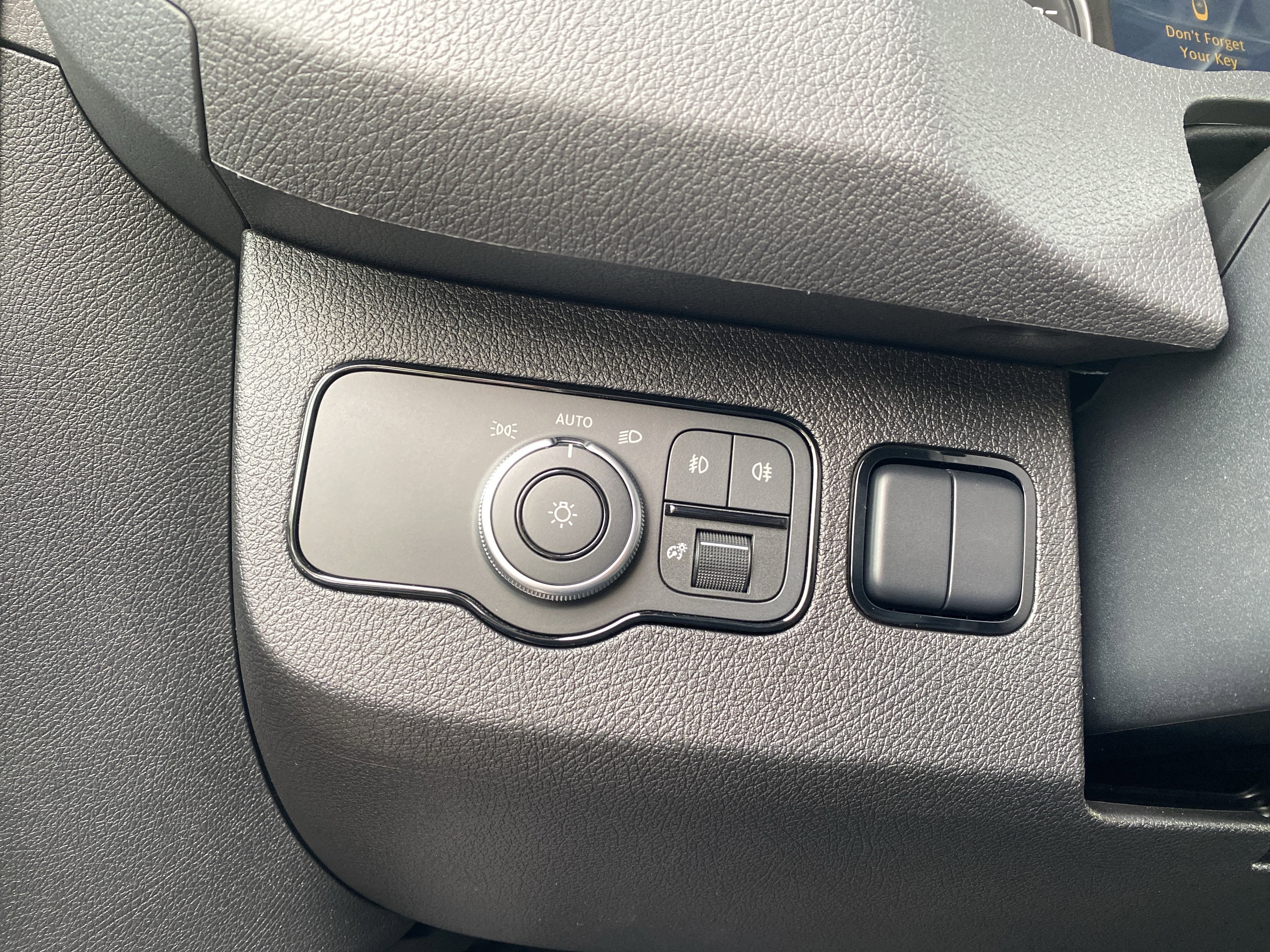 2026 Mercedes-Benz Sprinter Passenger Van 2500 High Roof I4 Diesel HO 170 RWD