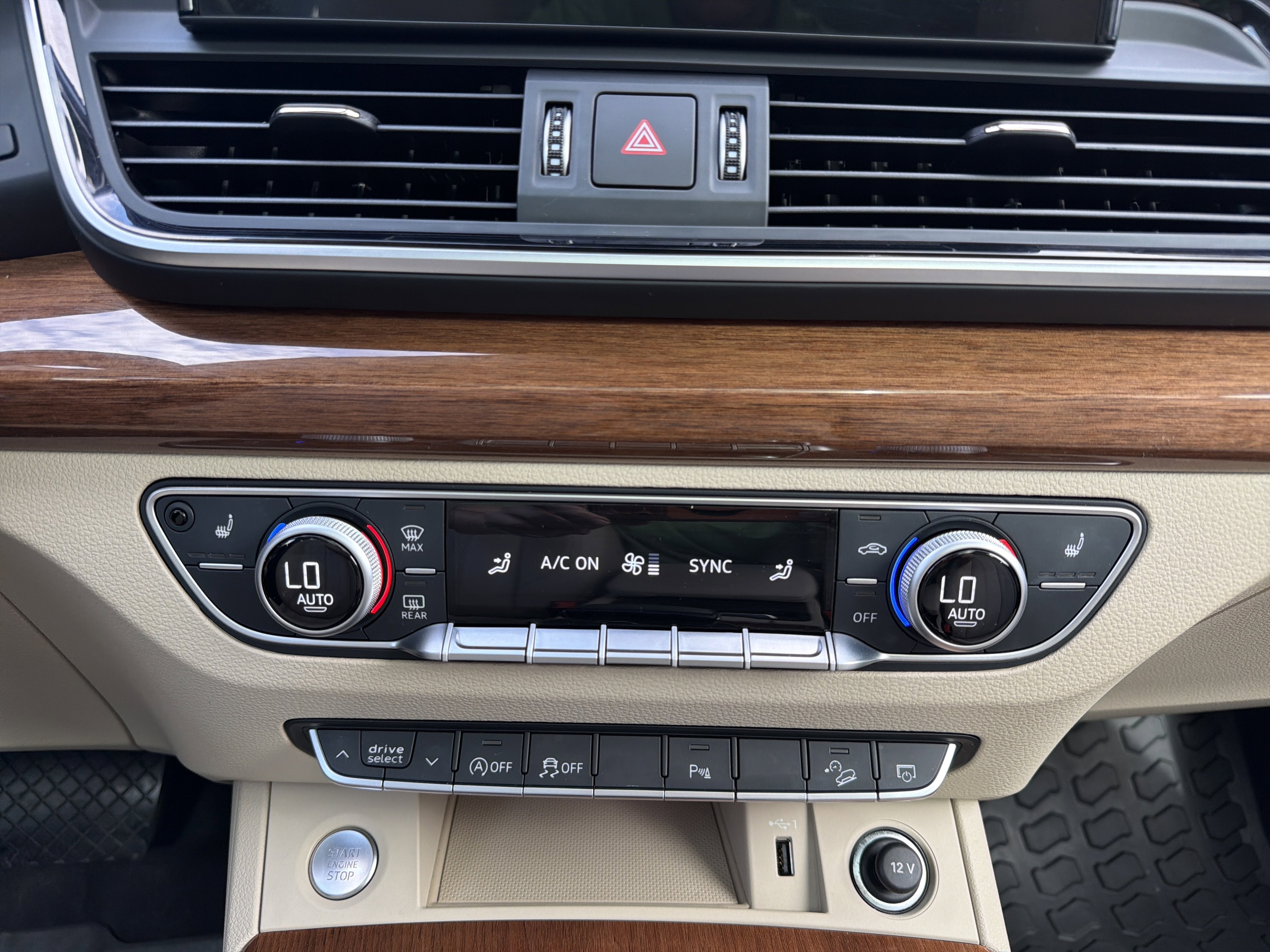 2022 Audi Q5 S line Premium 45 TFSI quattro