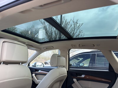 2022 Audi Q5 S line Premium 45 TFSI quattro