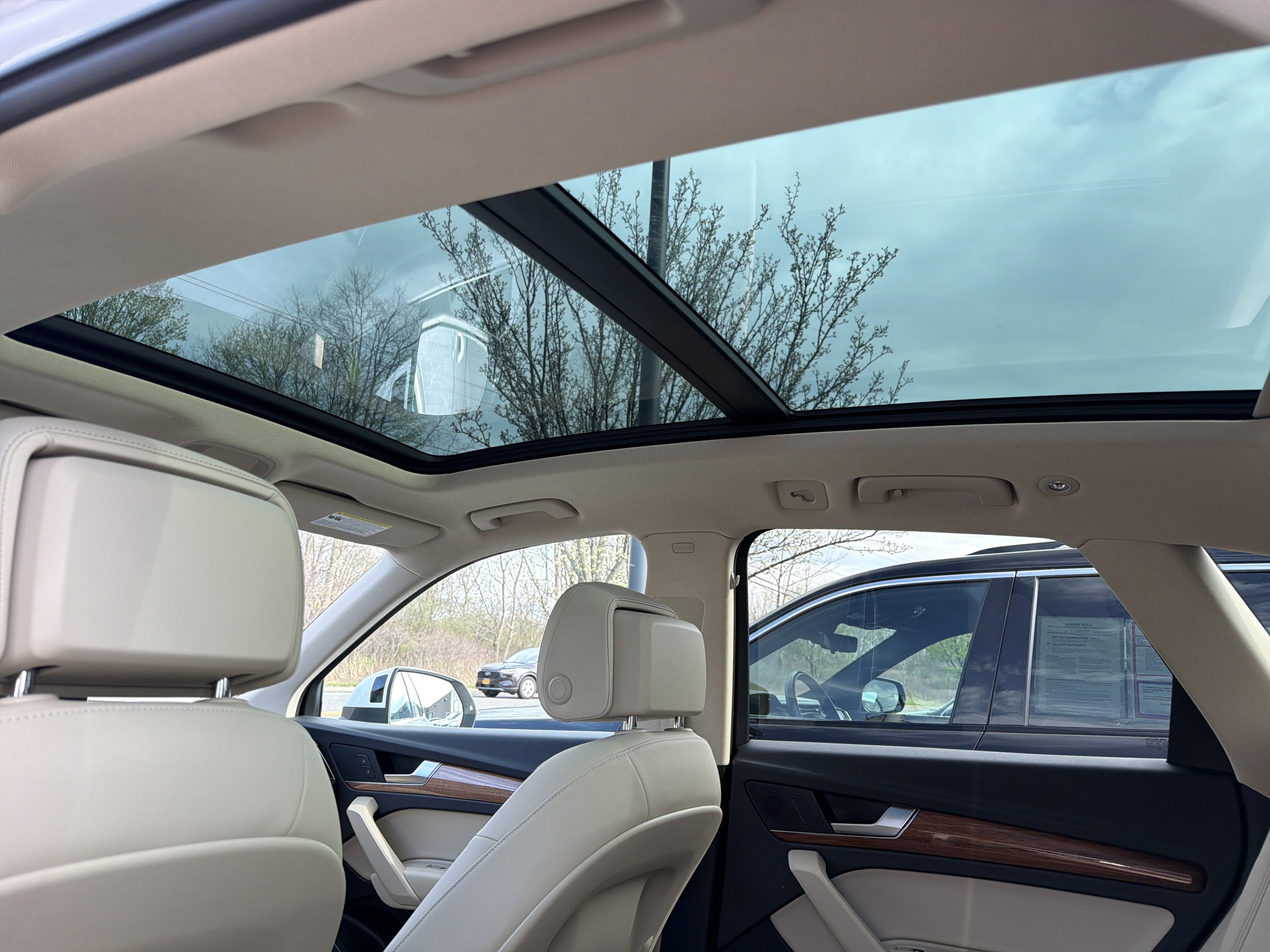 2022 Audi Q5 S line Premium 45 TFSI quattro