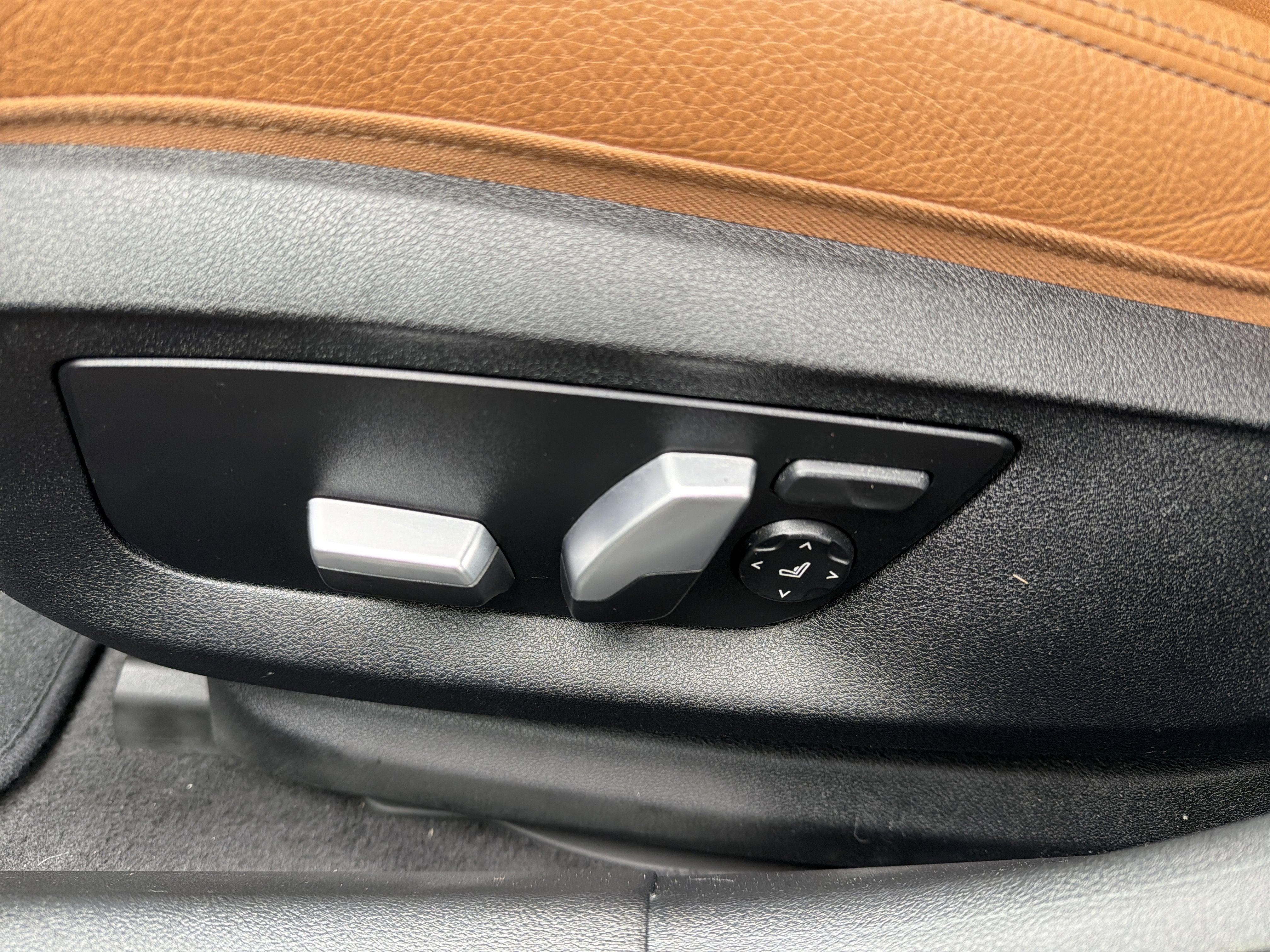 2020 BMW 5 Series 540i xDrive Sedan