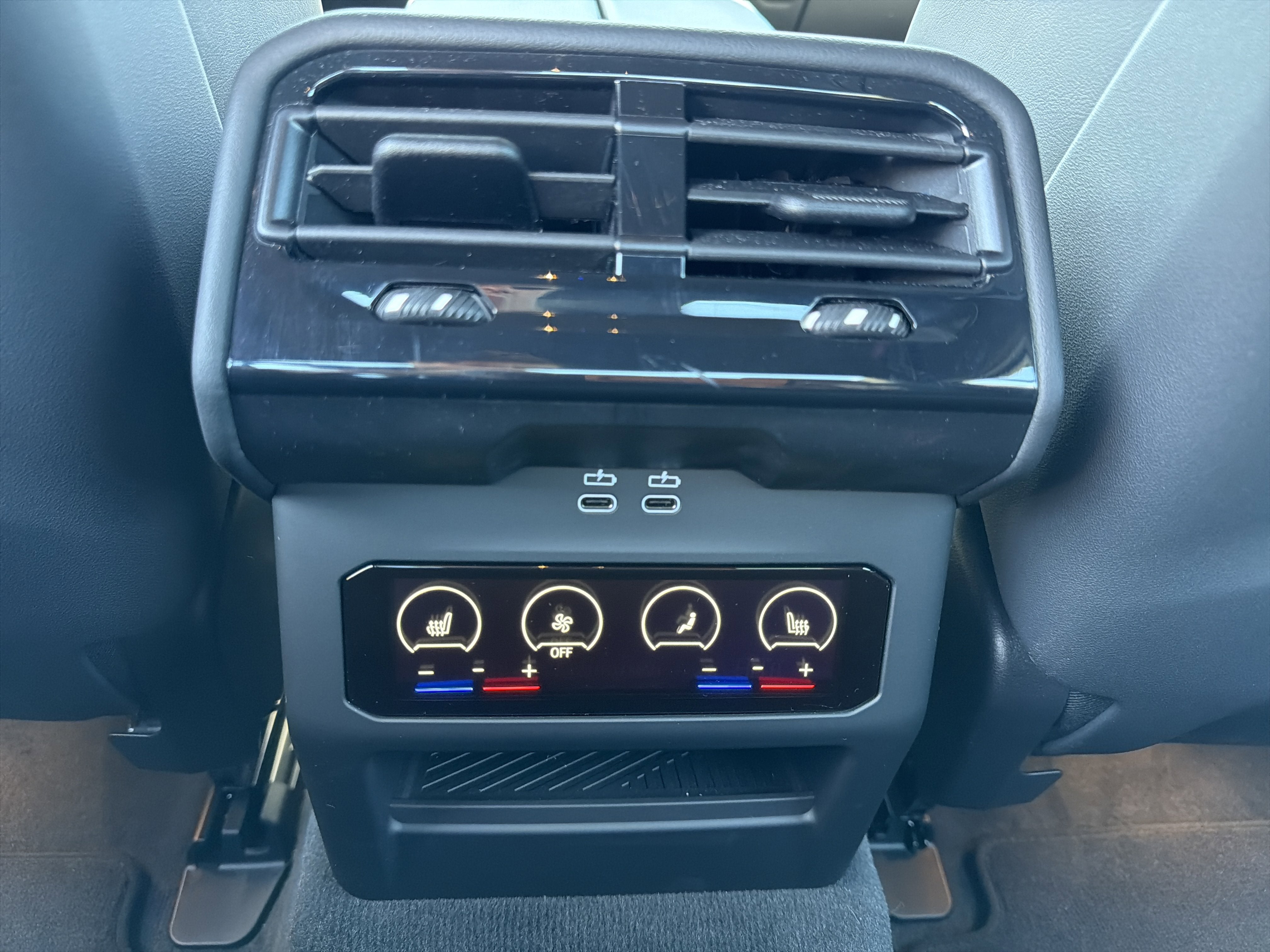 2025 BMW M5 Sedan