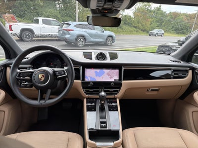 2023 Porsche Macan Base