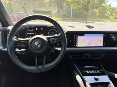 2024 Porsche Cayenne AWD