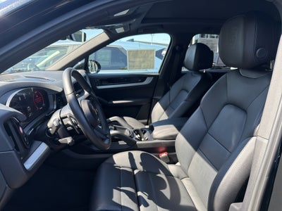 2024 Porsche Cayenne AWD